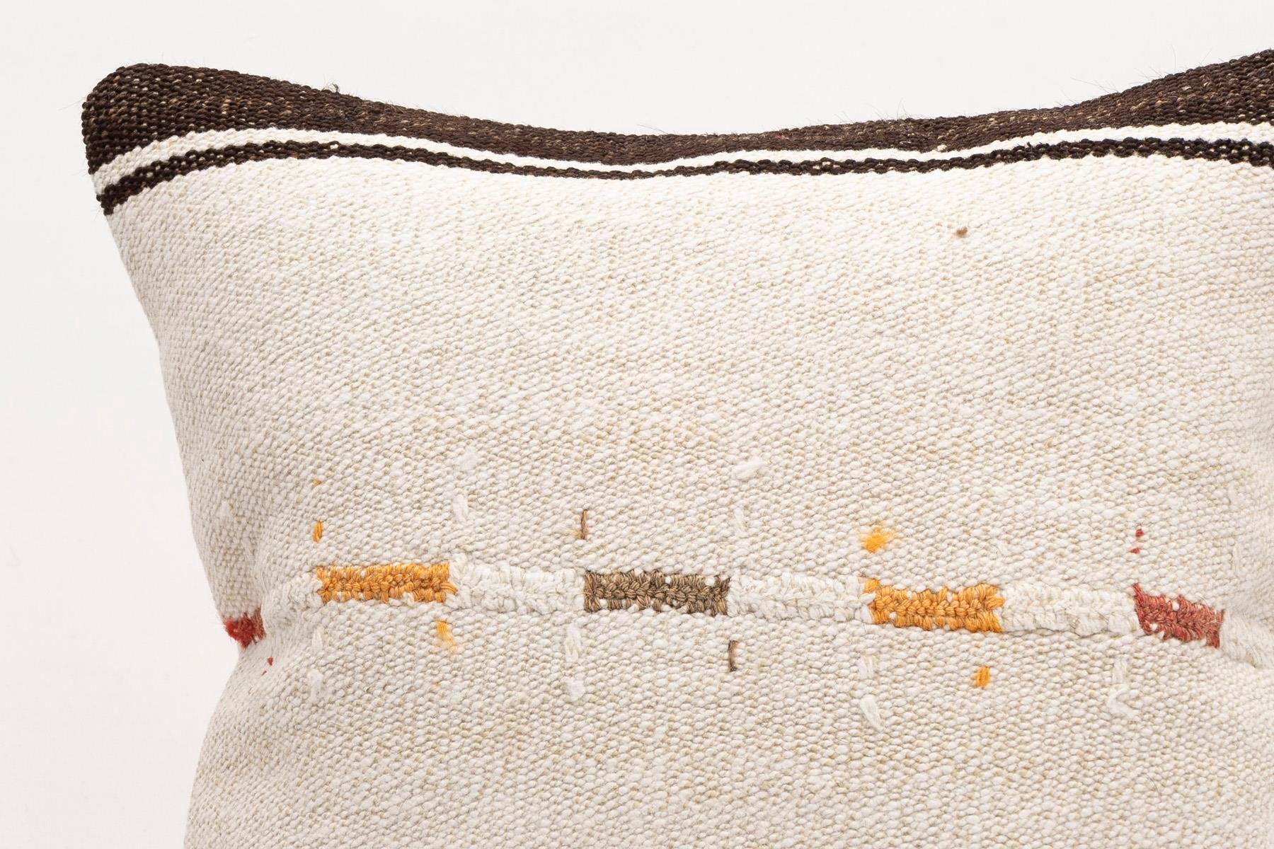 16x16 inches (40x40 cm) Kilim Pillow | KILIM WHOLESALE - Vintage Handmade Pillows - Vintage Handmade Kilim Rugs - It is 100% wool. Artistic and historical rugs. Old handwoven rugs. - Online hand woven rugs and kilim cushions sales. Shipping to a