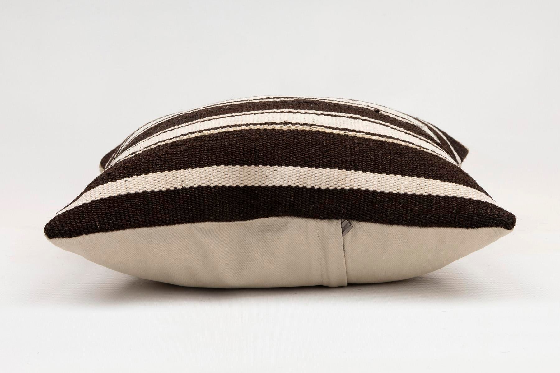 16x16 inches (40x40 cm) Kilim Pillow | KILIM WHOLESALE - Vintage Handmade Pillows - Vintage Handmade Kilim Rugs - It is 100% wool. Artistic and historical rugs. Old handwoven rugs. - Online hand woven rugs and kilim cushions sales. Shipping to a