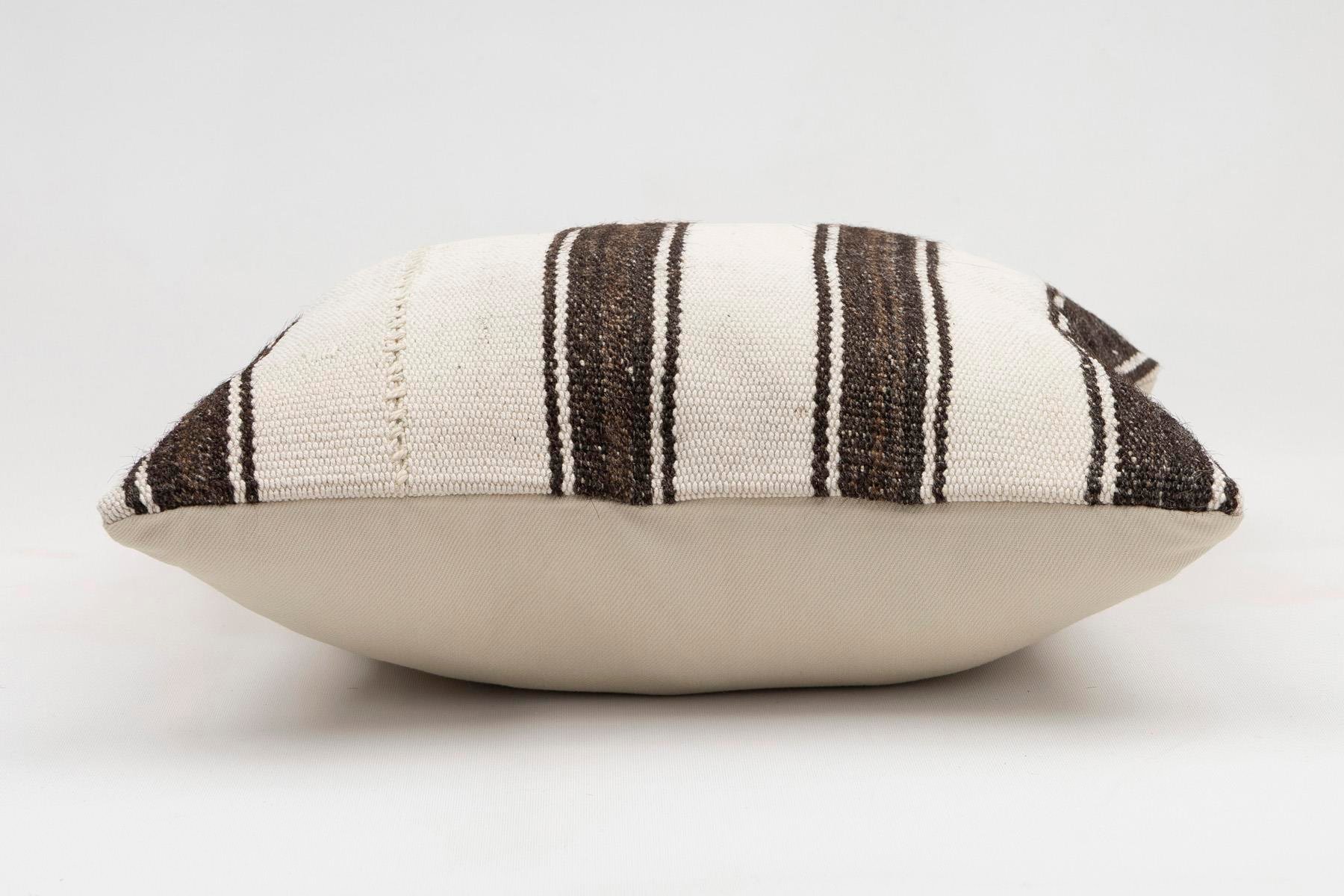 16x16 inches (40x40 cm) Kilim Pillow | KILIM WHOLESALE - Vintage Handmade Pillows - Vintage Handmade Kilim Rugs - It is 100% wool. Artistic and historical rugs. Old handwoven rugs. - Online hand woven rugs and kilim cushions sales. Shipping to a