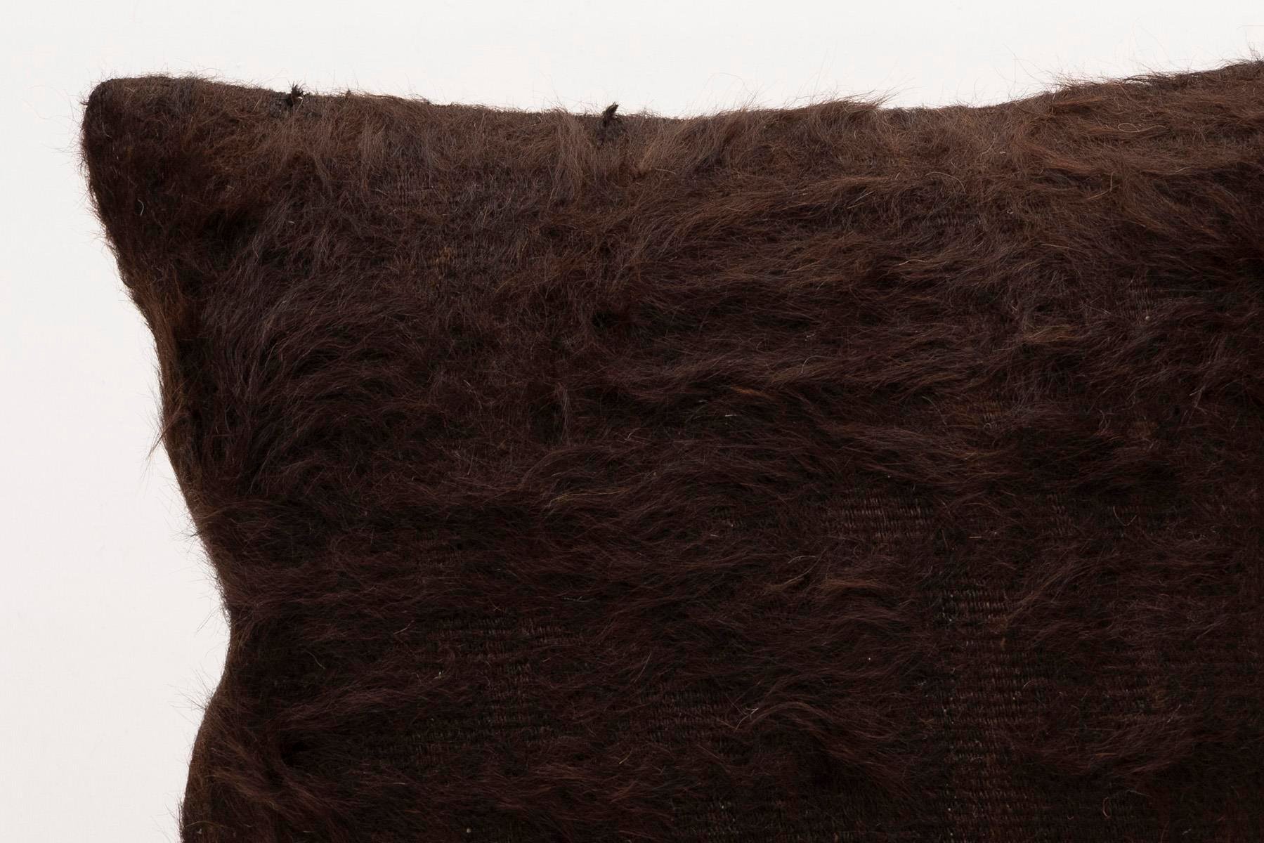 16x16 inches (40x40 cm) Kilim Pillow | KILIM WHOLESALE - Vintage Handmade Pillows - Vintage Handmade Kilim Rugs - It is 100% wool. Artistic and historical rugs. Old handwoven rugs. - Online hand woven rugs and kilim cushions sales. Shipping to a