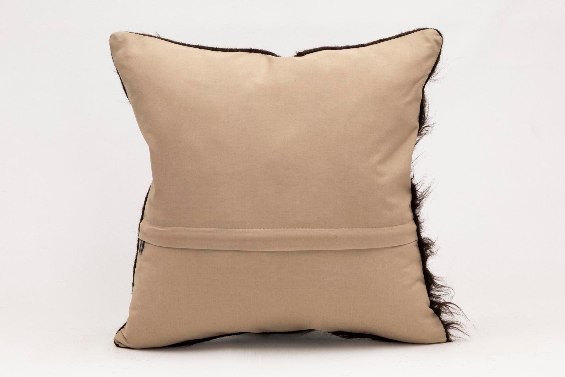 16x16 inches (40x40 cm) Kilim Pillow | KILIM WHOLESALE - Vintage Handmade Pillows - Vintage Handmade Kilim Rugs - It is 100% wool. Artistic and historical rugs. Old handwoven rugs. - Online hand woven rugs and kilim cushions sales. Shipping to a