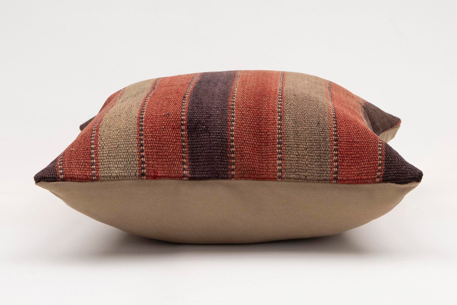 16x16 inches (40x40 cm) Kilim Pillow | KILIM WHOLESALE - Vintage Handmade Pillows - Vintage Handmade Kilim Rugs - It is 100% wool. Artistic and historical rugs. Old handwoven rugs. - Online hand woven rugs and kilim cushions sales. Shipping to a