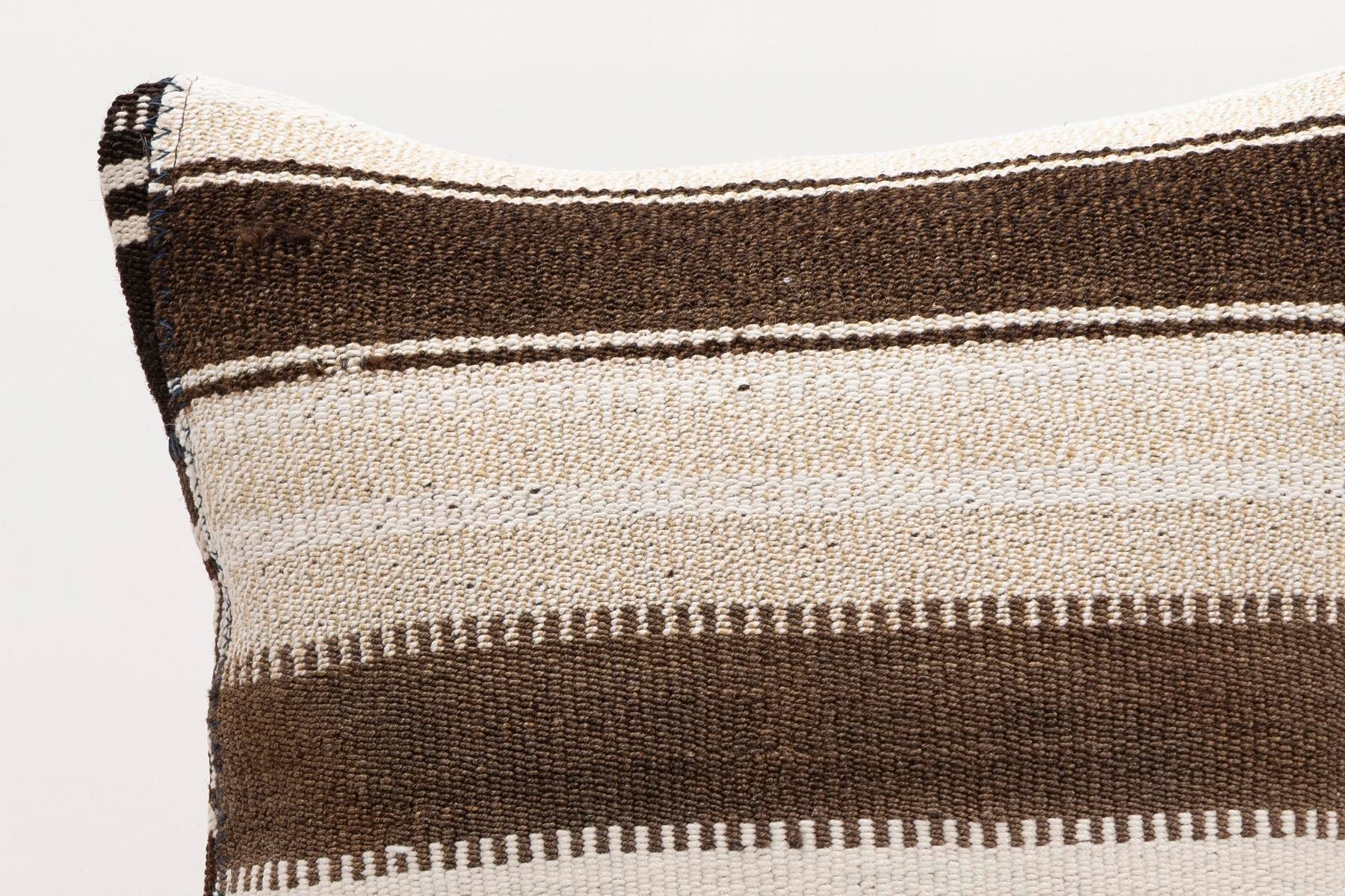 16x16 inches (40x40 cm) Kilim Pillow | KILIM WHOLESALE - Vintage Handmade Pillows - Vintage Handmade Kilim Rugs - It is 100% wool. Artistic and historical rugs. Old handwoven rugs. - Online hand woven rugs and kilim cushions sales. Shipping to a