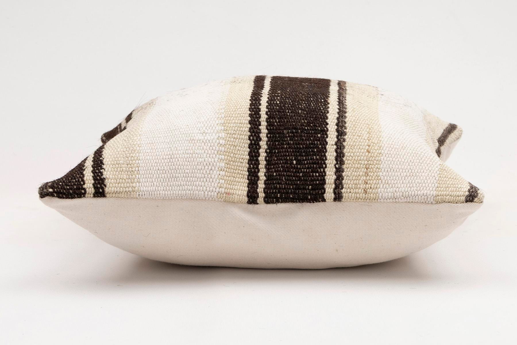 16x16 inches (40x40 cm) Kilim Pillow | KILIM WHOLESALE - Vintage Handmade Pillows - Vintage Handmade Kilim Rugs - It is 100% wool. Artistic and historical rugs. Old handwoven rugs. - Online hand woven rugs and kilim cushions sales. Shipping to a