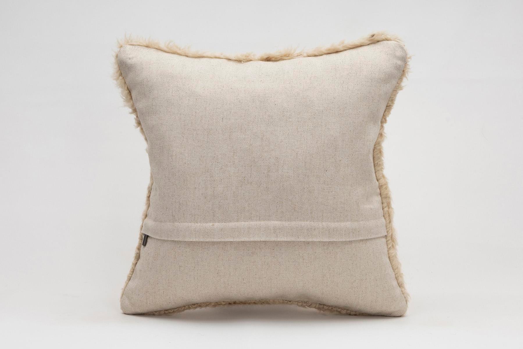 16x16 inches (40x40 cm) Kilim Pillow | KILIM WHOLESALE - Vintage Handmade Pillows - Vintage Handmade Kilim Rugs - It is 100% wool. Artistic and historical rugs. Old handwoven rugs. - Online hand woven rugs and kilim cushions sales. Shipping to a