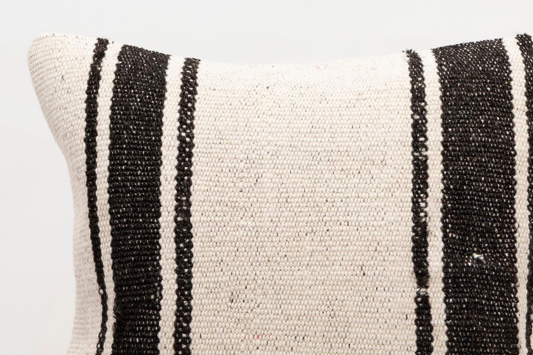 16x16 inches (40x40 cm) Kilim Pillow | KILIM WHOLESALE - Vintage Handmade Pillows - Vintage Handmade Kilim Rugs - It is 100% wool. Artistic and historical rugs. Old handwoven rugs. - Online hand woven rugs and kilim cushions sales. Shipping to a