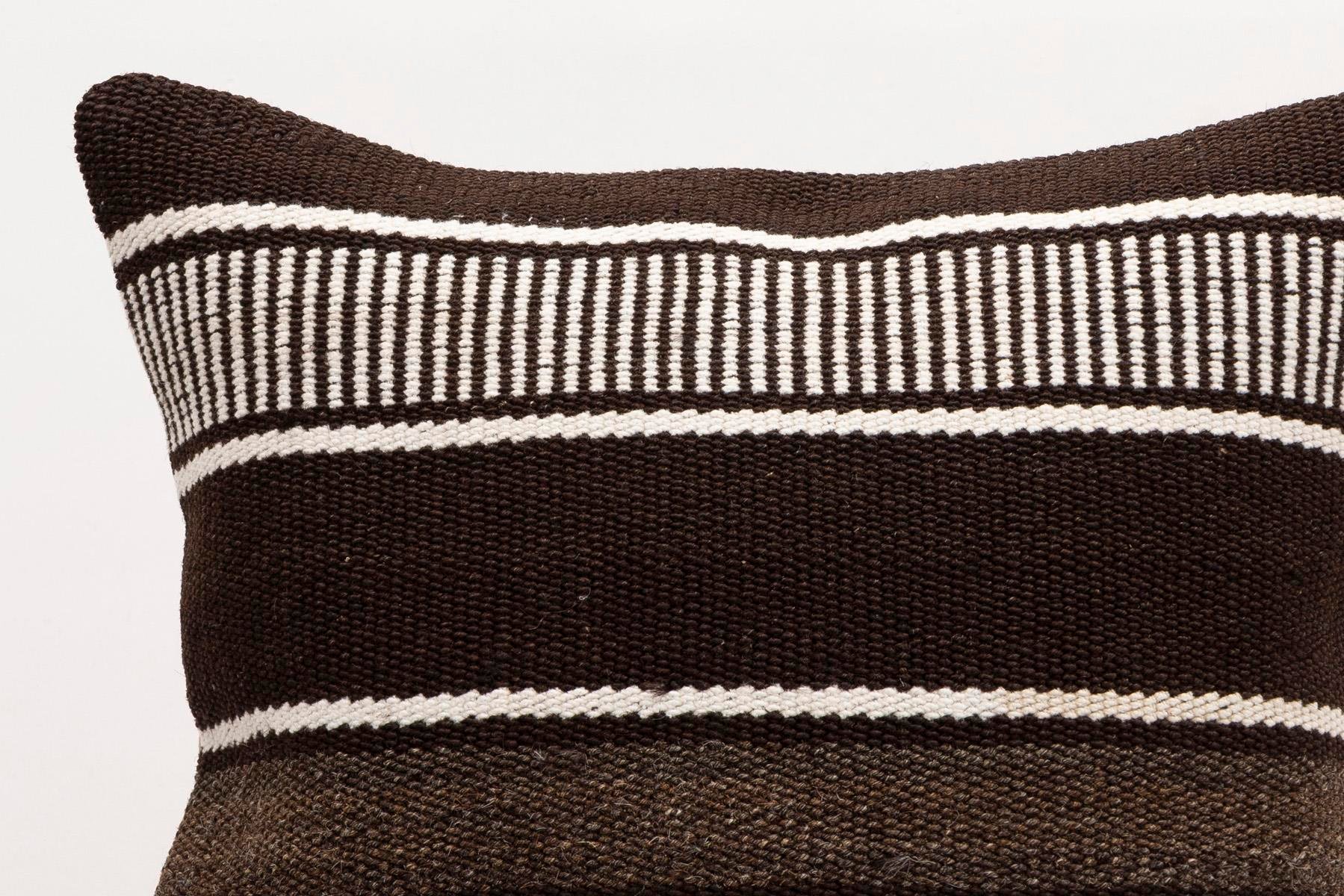 16x16 inches (40x40 cm) Kilim Pillow | KILIM WHOLESALE - Vintage Handmade Pillows - Vintage Handmade Kilim Rugs - It is 100% wool. Artistic and historical rugs. Old handwoven rugs. - Online hand woven rugs and kilim cushions sales. Shipping to a