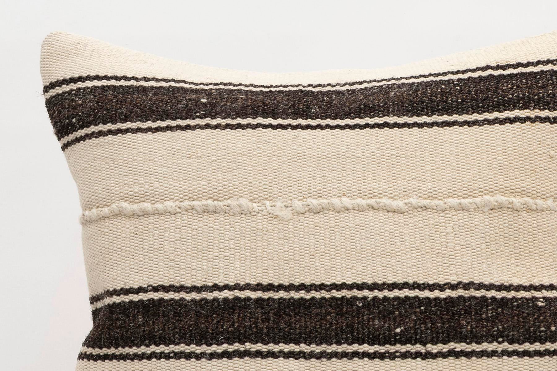 16x16 inches (40x40 cm) Kilim Pillow | KILIM WHOLESALE - Vintage Handmade Pillows - Vintage Handmade Kilim Rugs - It is 100% wool. Artistic and historical rugs. Old handwoven rugs. - Online hand woven rugs and kilim cushions sales. Shipping to a