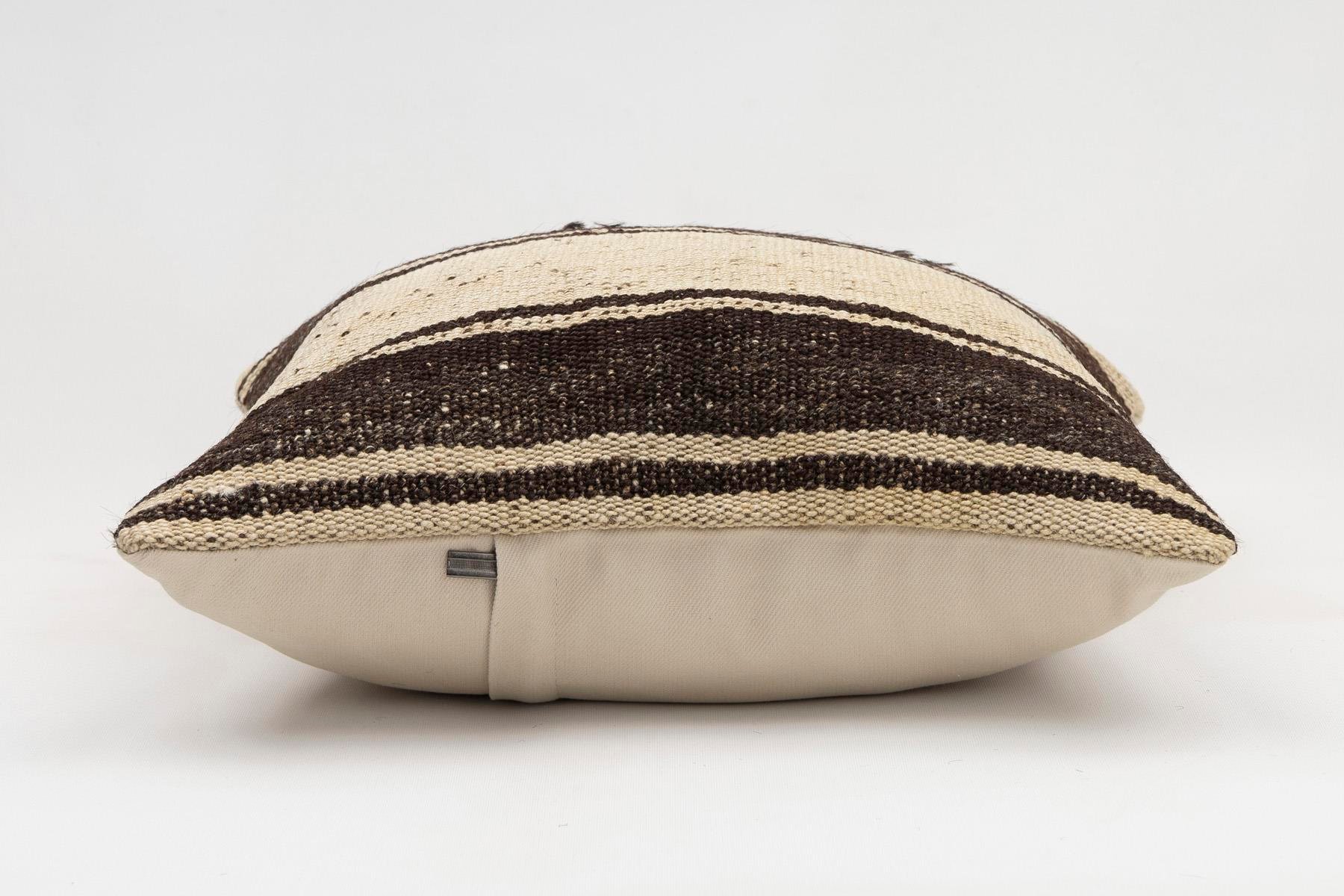 16x16 inches (40x40 cm) Kilim Pillow | KILIM WHOLESALE - Vintage Handmade Pillows - Vintage Handmade Kilim Rugs - It is 100% wool. Artistic and historical rugs. Old handwoven rugs. - Online hand woven rugs and kilim cushions sales. Shipping to a