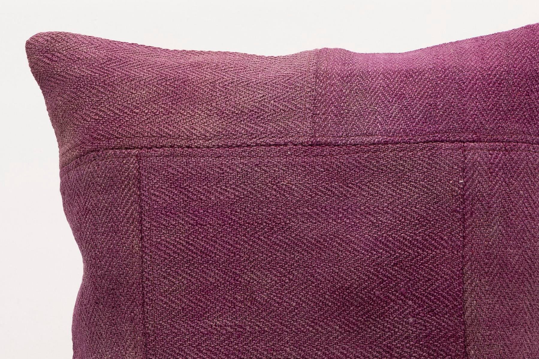 16x16 inches (40x40 cm) Kilim Pillow | KILIM WHOLESALE - Vintage Handmade Pillows - Vintage Handmade Kilim Rugs - It is 100% wool. Artistic and historical rugs. Old handwoven rugs. - Online hand woven rugs and kilim cushions sales. Shipping to a