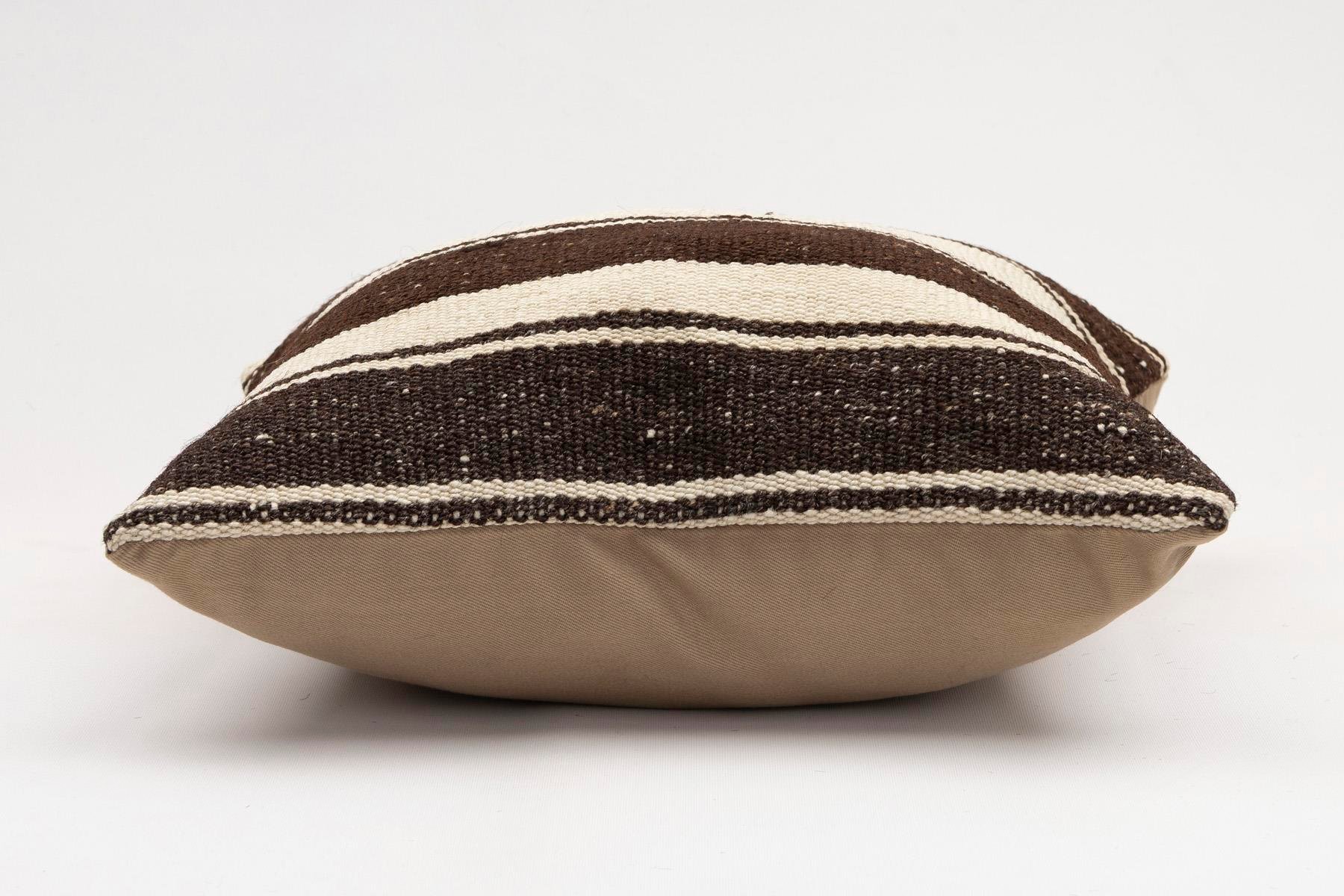 16x16 inches (40x40 cm) Kilim Pillow | KILIM WHOLESALE - Vintage Handmade Pillows - Vintage Handmade Kilim Rugs - It is 100% wool. Artistic and historical rugs. Old handwoven rugs. - Online hand woven rugs and kilim cushions sales. Shipping to a