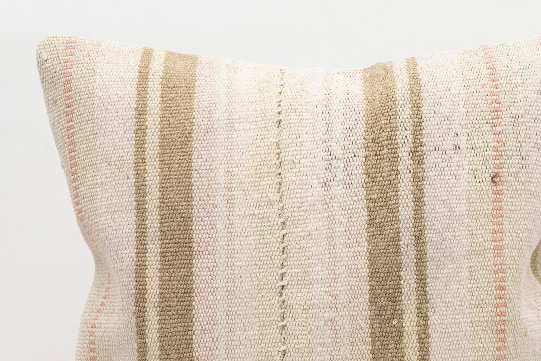 16x16 inches (40x40 cm) Kilim Pillow | KILIM WHOLESALE - Vintage Handmade Pillows - Vintage Handmade Kilim Rugs - It is 100% wool. Artistic and historical rugs. Old handwoven rugs. - Online hand woven rugs and kilim cushions sales. Shipping to a