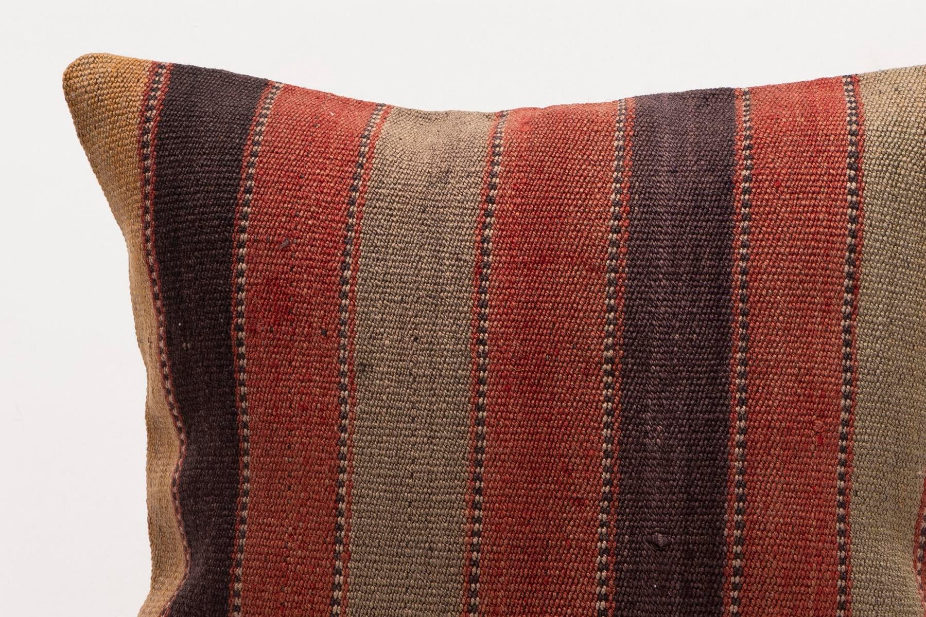 16x16 inches (40x40 cm) Kilim Pillow | KILIM WHOLESALE - Vintage Handmade Pillows - Vintage Handmade Kilim Rugs - It is 100% wool. Artistic and historical rugs. Old handwoven rugs. - Online hand woven rugs and kilim cushions sales. Shipping to a