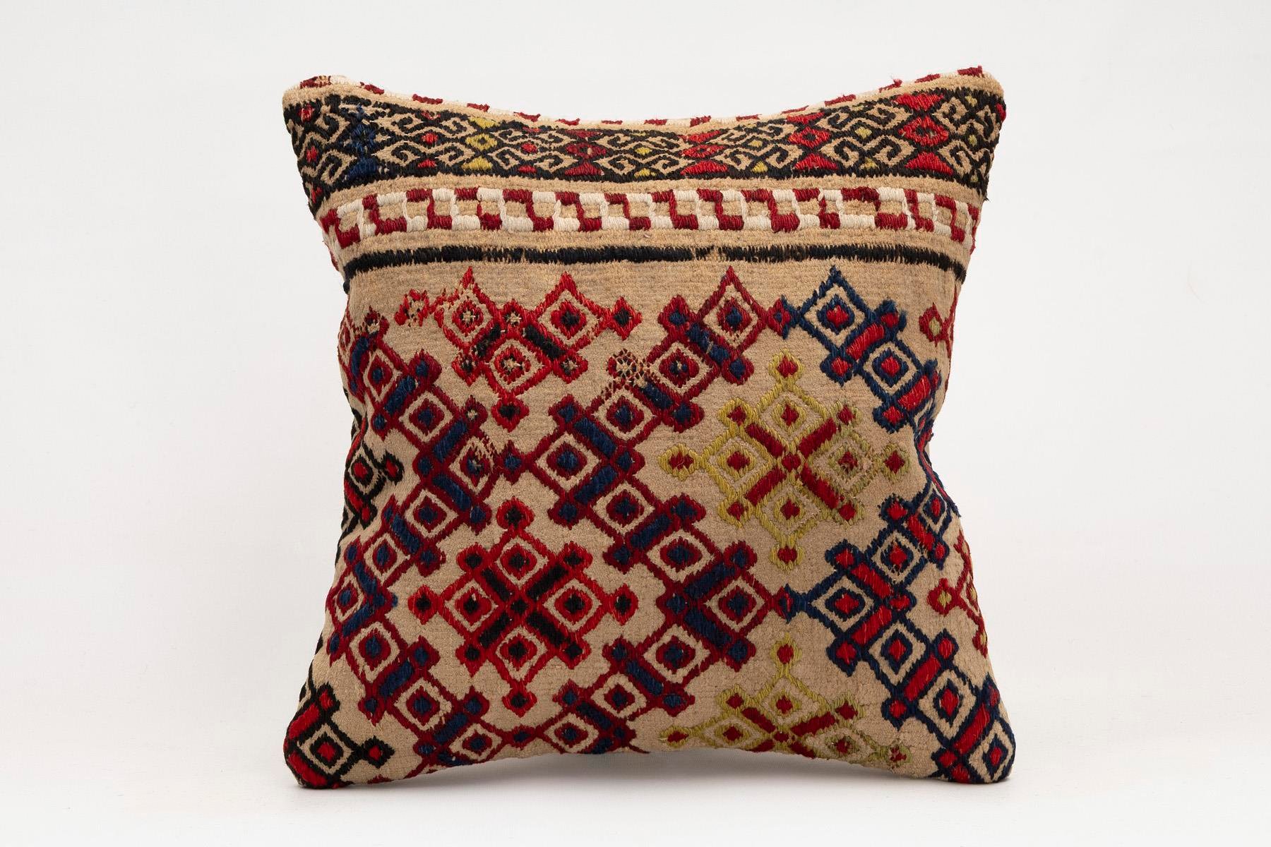 16x16 inches (40x40 cm) Kilim Pillow | KILIM WHOLESALE - Vintage Handmade Pillows - Vintage Handmade Kilim Rugs - It is 100% wool. Artistic and historical rugs. Old handwoven rugs. - Online hand woven rugs and kilim cushions sales. Shipping to a