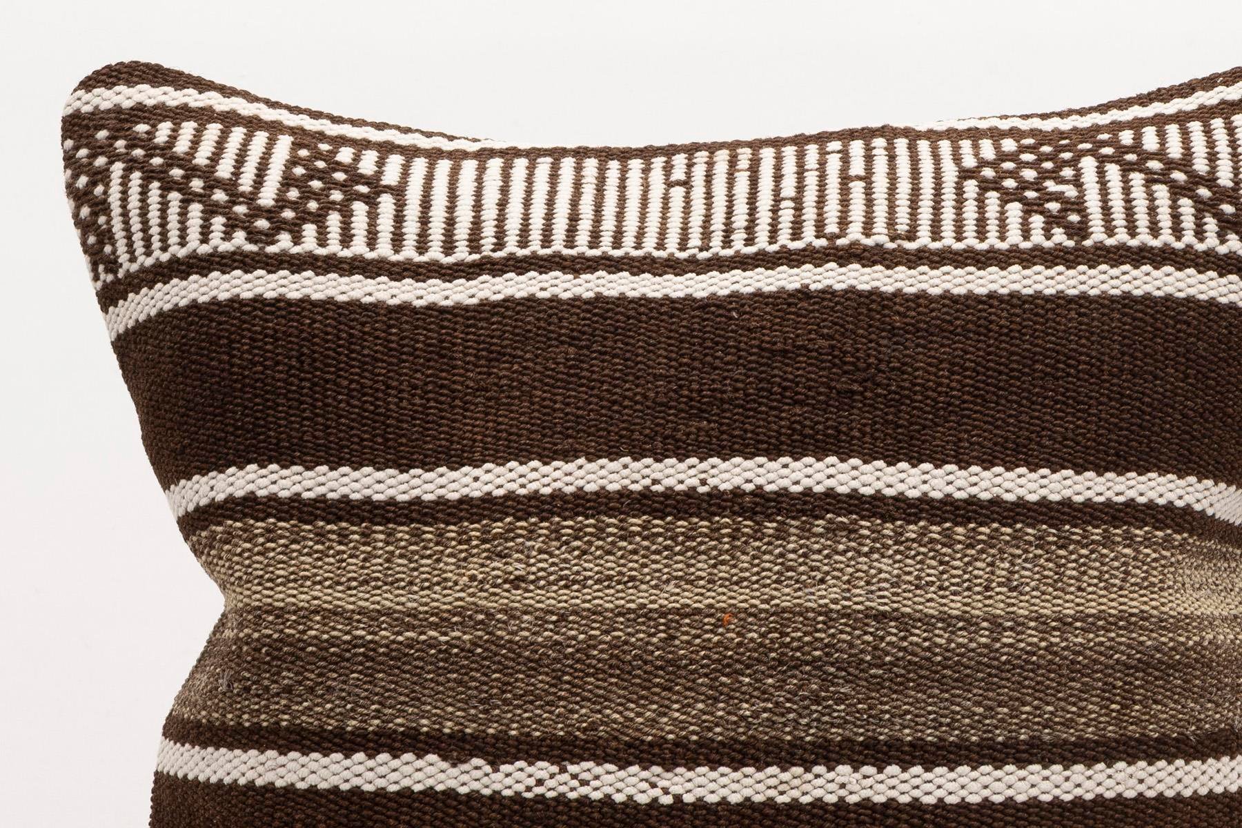 16x16 inches (40x40 cm) Kilim Pillow | KILIM WHOLESALE - Vintage Handmade Pillows - Vintage Handmade Kilim Rugs - It is 100% wool. Artistic and historical rugs. Old handwoven rugs. - Online hand woven rugs and kilim cushions sales. Shipping to a