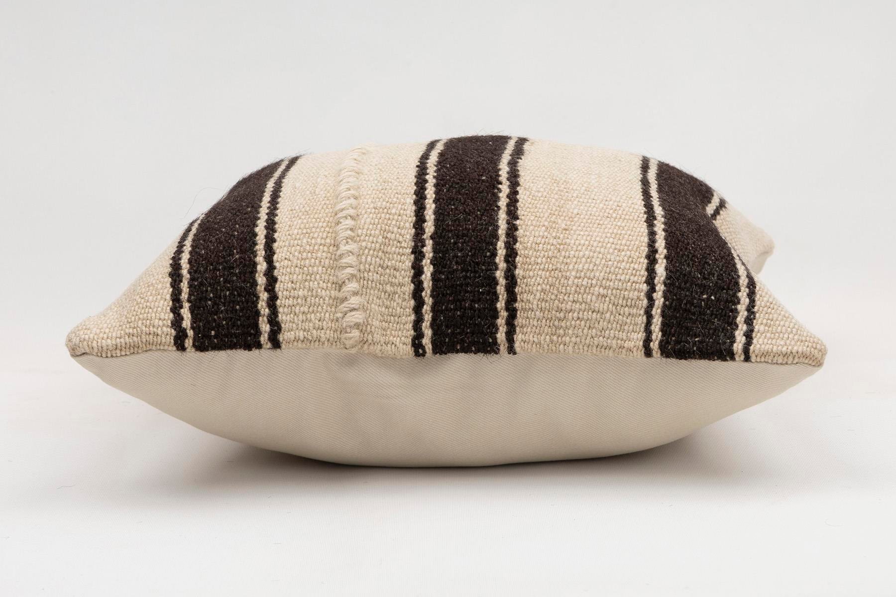 16x16 inches (40x40 cm) Kilim Pillow | KILIM WHOLESALE - Vintage Handmade Pillows - Vintage Handmade Kilim Rugs - It is 100% wool. Artistic and historical rugs. Old handwoven rugs. - Online hand woven rugs and kilim cushions sales. Shipping to a