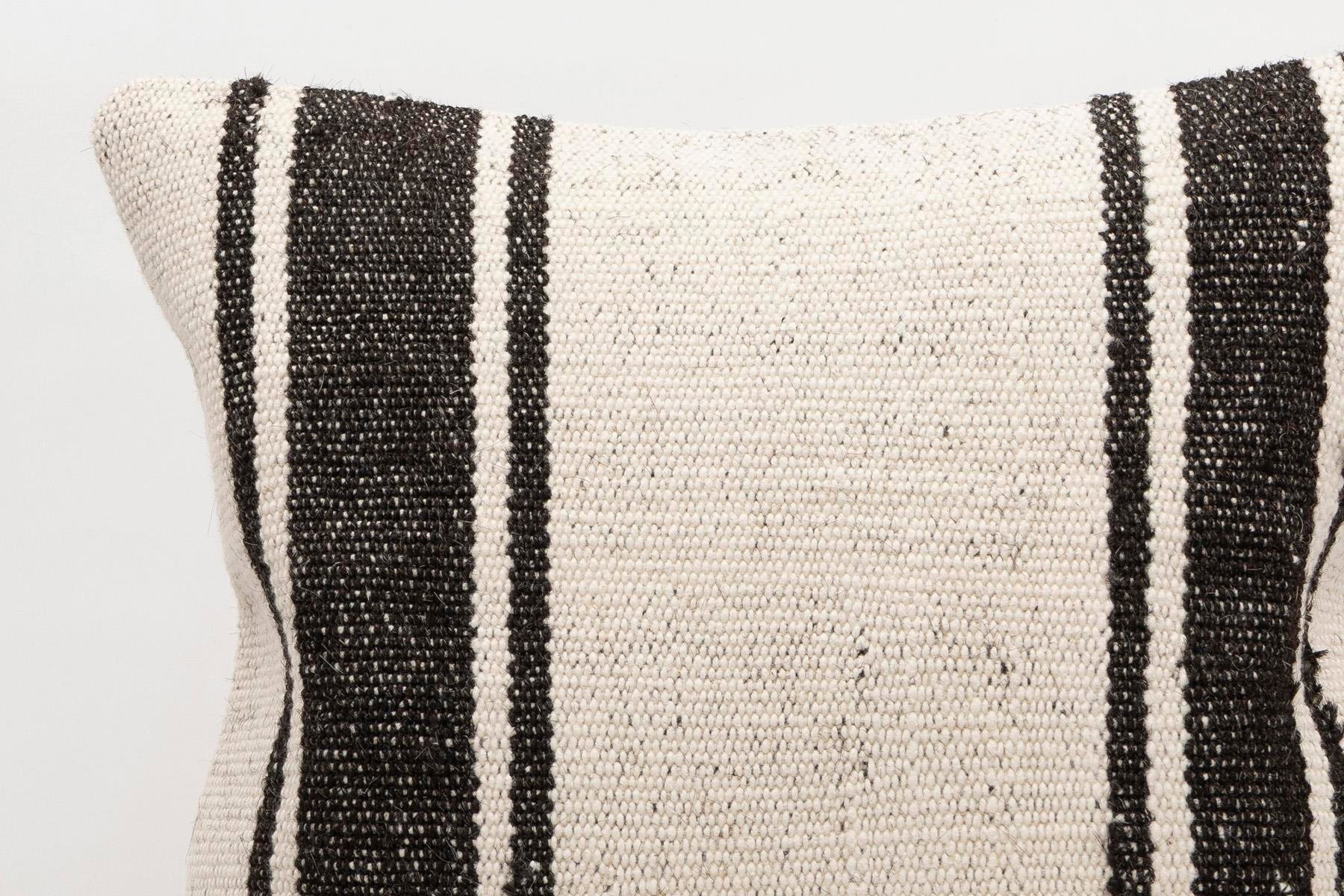 16x16 inches (40x40 cm) Kilim Pillow | KILIM WHOLESALE - Vintage Handmade Pillows - Vintage Handmade Kilim Rugs - It is 100% wool. Artistic and historical rugs. Old handwoven rugs. - Online hand woven rugs and kilim cushions sales. Shipping to a