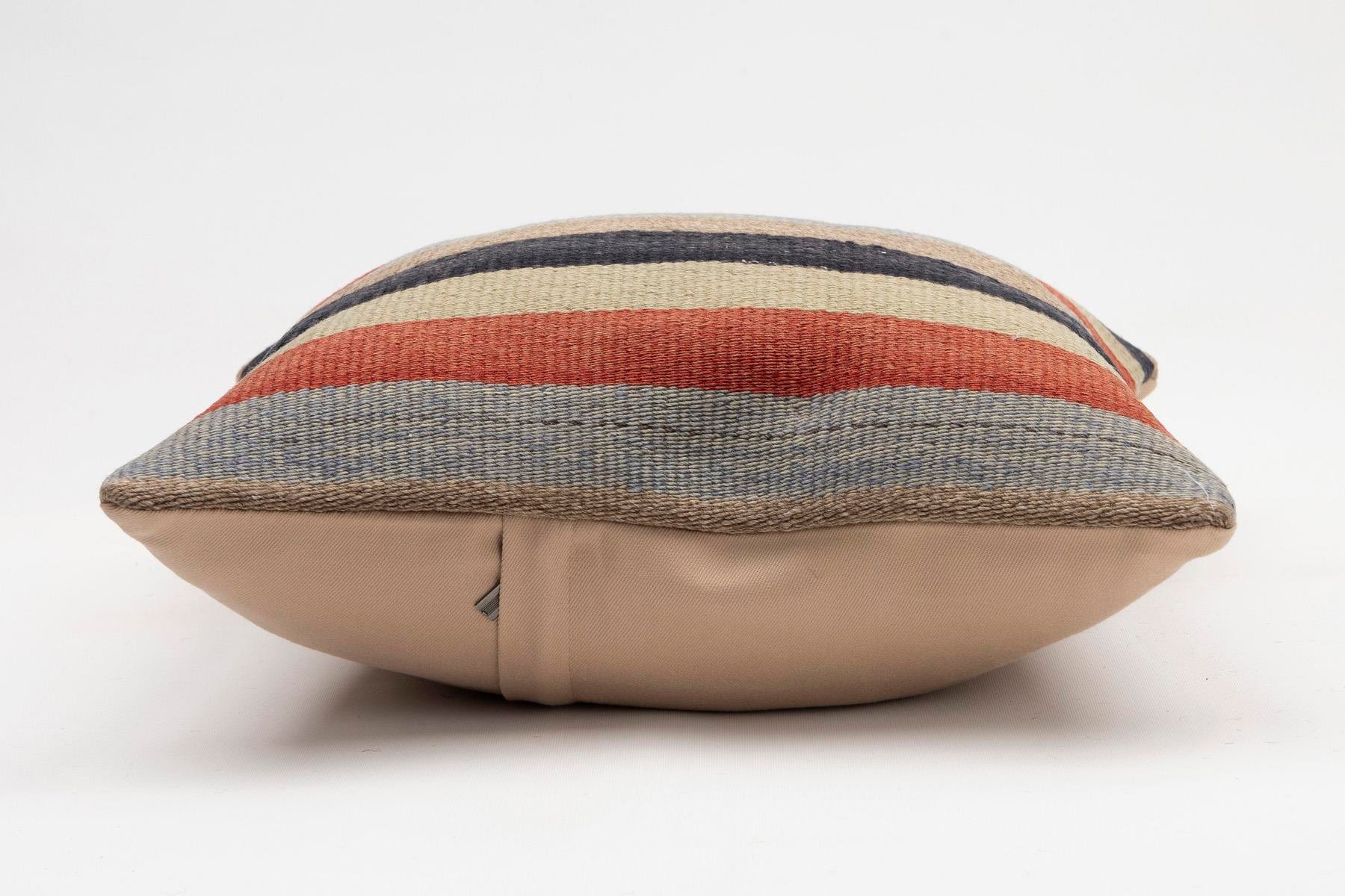 16x16 inches (40x40 cm) Kilim Pillow | KILIM WHOLESALE - Vintage Handmade Pillows - Vintage Handmade Kilim Rugs - It is 100% wool. Artistic and historical rugs. Old handwoven rugs. - Online hand woven rugs and kilim cushions sales. Shipping to a