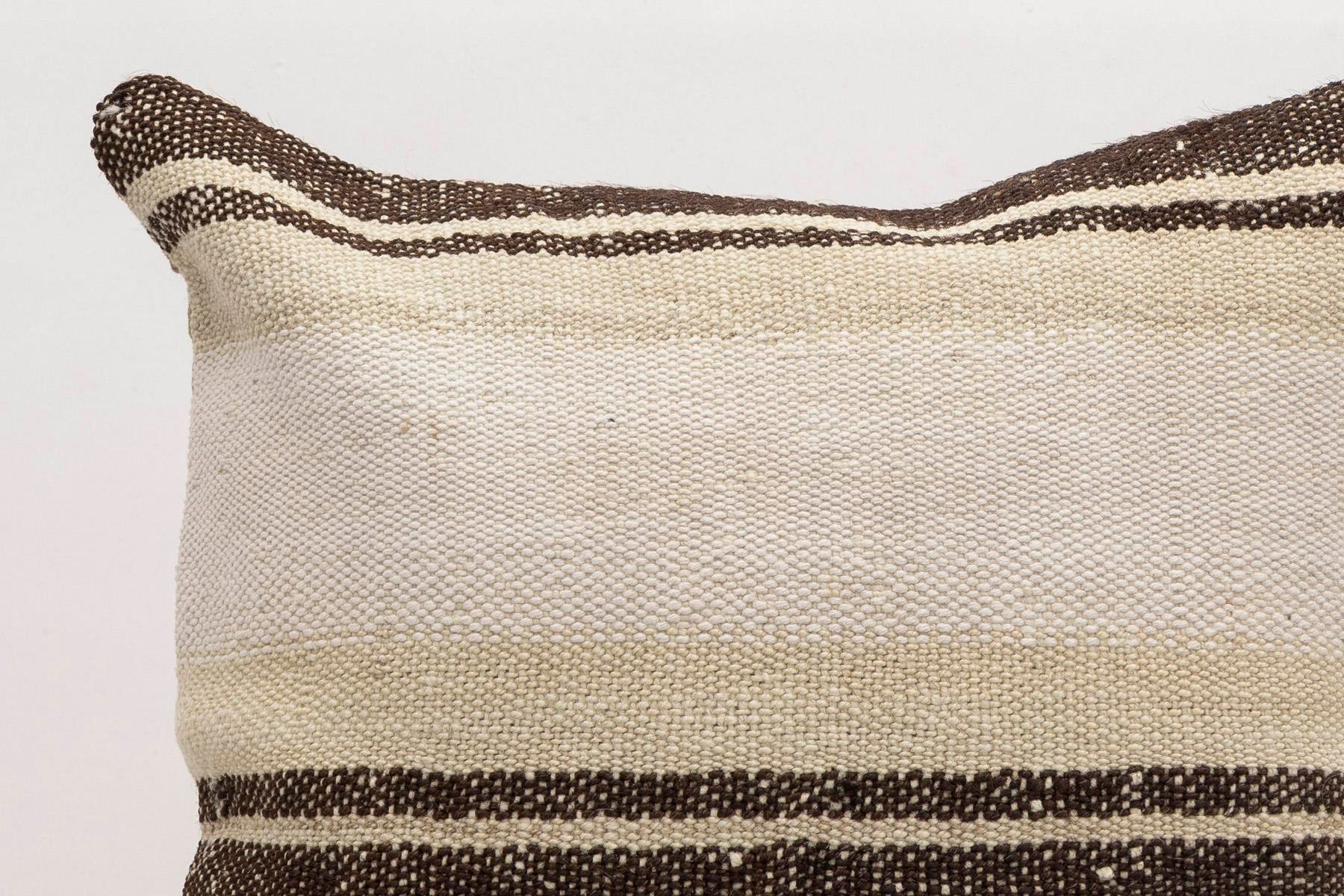 16x16 inches (40x40 cm) Kilim Pillow | KILIM WHOLESALE - Vintage Handmade Pillows - Vintage Handmade Kilim Rugs - It is 100% wool. Artistic and historical rugs. Old handwoven rugs. - Online hand woven rugs and kilim cushions sales. Shipping to a