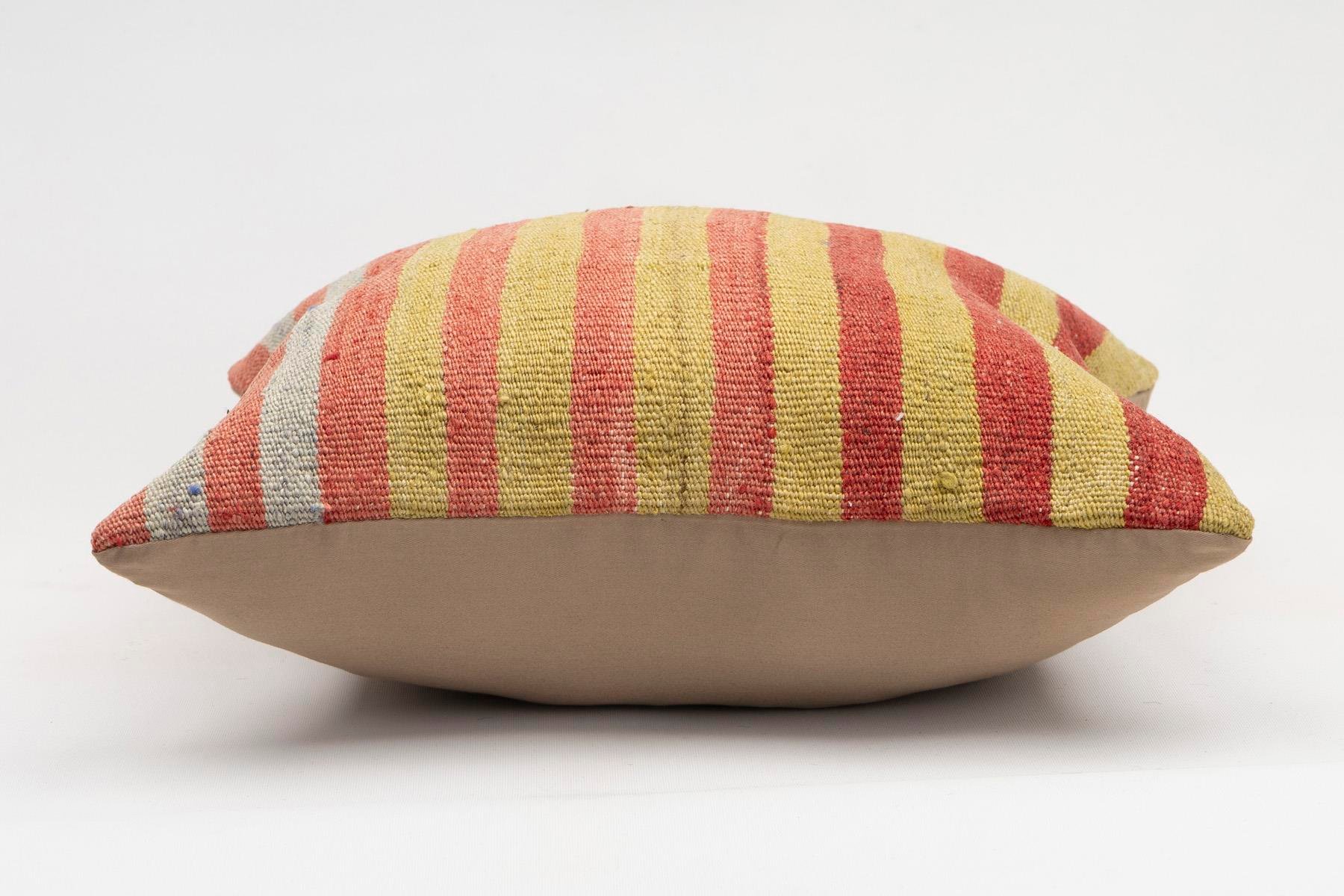 16x16 inches (40x40 cm) Kilim Pillow | KILIM WHOLESALE - Vintage Handmade Pillows - Vintage Handmade Kilim Rugs - It is 100% wool. Artistic and historical rugs. Old handwoven rugs. - Online hand woven rugs and kilim cushions sales. Shipping to a