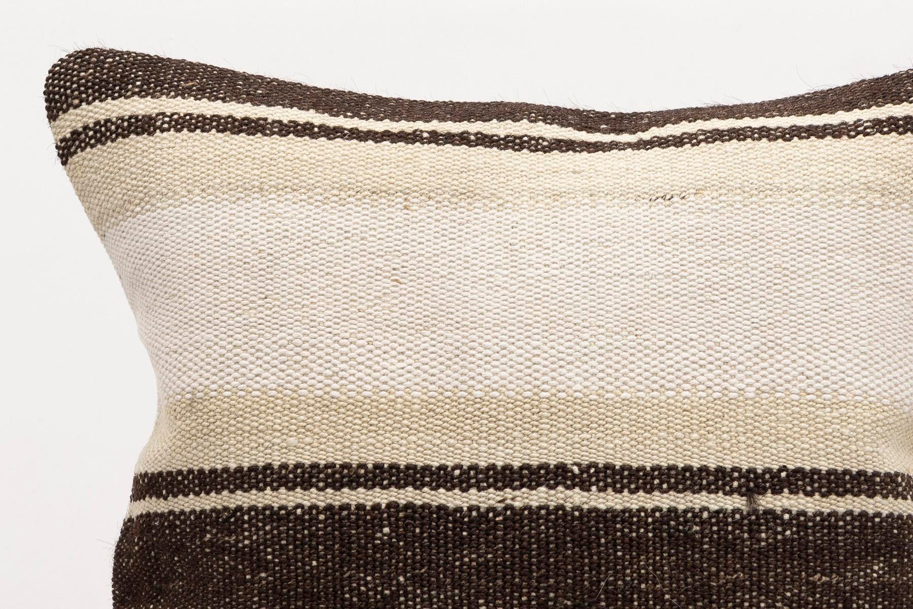 16x16 inches (40x40 cm) Kilim Pillow | KILIM WHOLESALE - Vintage Handmade Pillows - Vintage Handmade Kilim Rugs - It is 100% wool. Artistic and historical rugs. Old handwoven rugs. - Online hand woven rugs and kilim cushions sales. Shipping to a