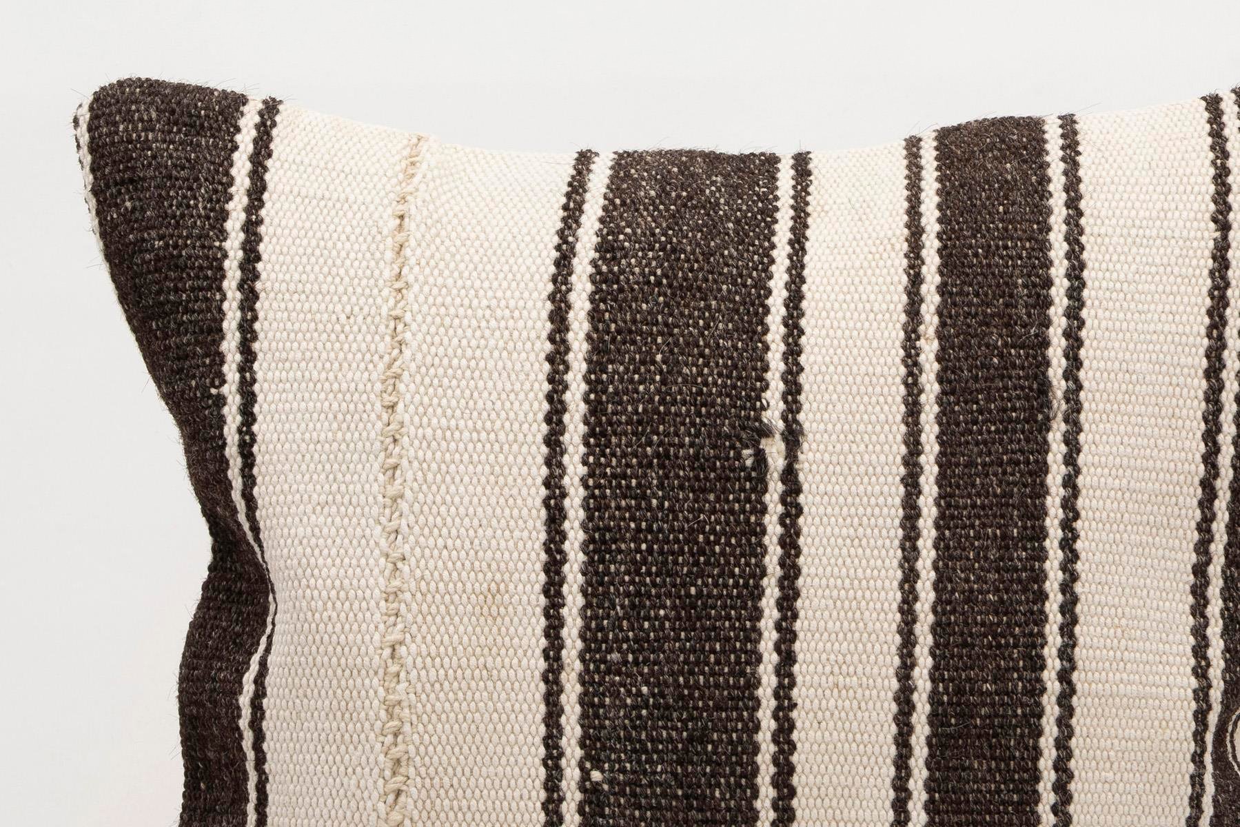 16x16 inches (40x40 cm) Kilim Pillow | KILIM WHOLESALE - Vintage Handmade Pillows - Vintage Handmade Kilim Rugs - It is 100% wool. Artistic and historical rugs. Old handwoven rugs. - Online hand woven rugs and kilim cushions sales. Shipping to a