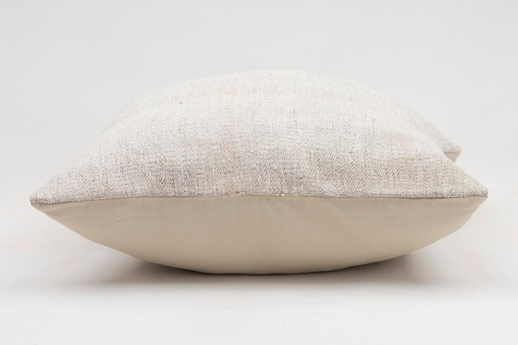 16x16 inches (40x40 cm) Kilim Pillow | KILIM WHOLESALE - Vintage Handmade Pillows - Vintage Handmade Kilim Rugs - It is 100% wool. Artistic and historical rugs. Old handwoven rugs. - Online hand woven rugs and kilim cushions sales. Shipping to a