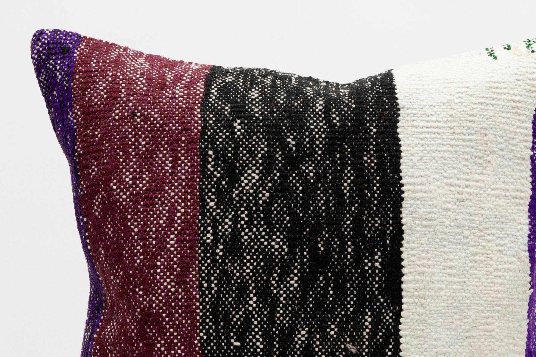 16x16 inches (40x40 cm) Kilim Pillow | KILIM WHOLESALE - Vintage Handmade Pillows - Vintage Handmade Kilim Rugs - It is 100% wool. Artistic and historical rugs. Old handwoven rugs. - Online hand woven rugs and kilim cushions sales. Shipping to a