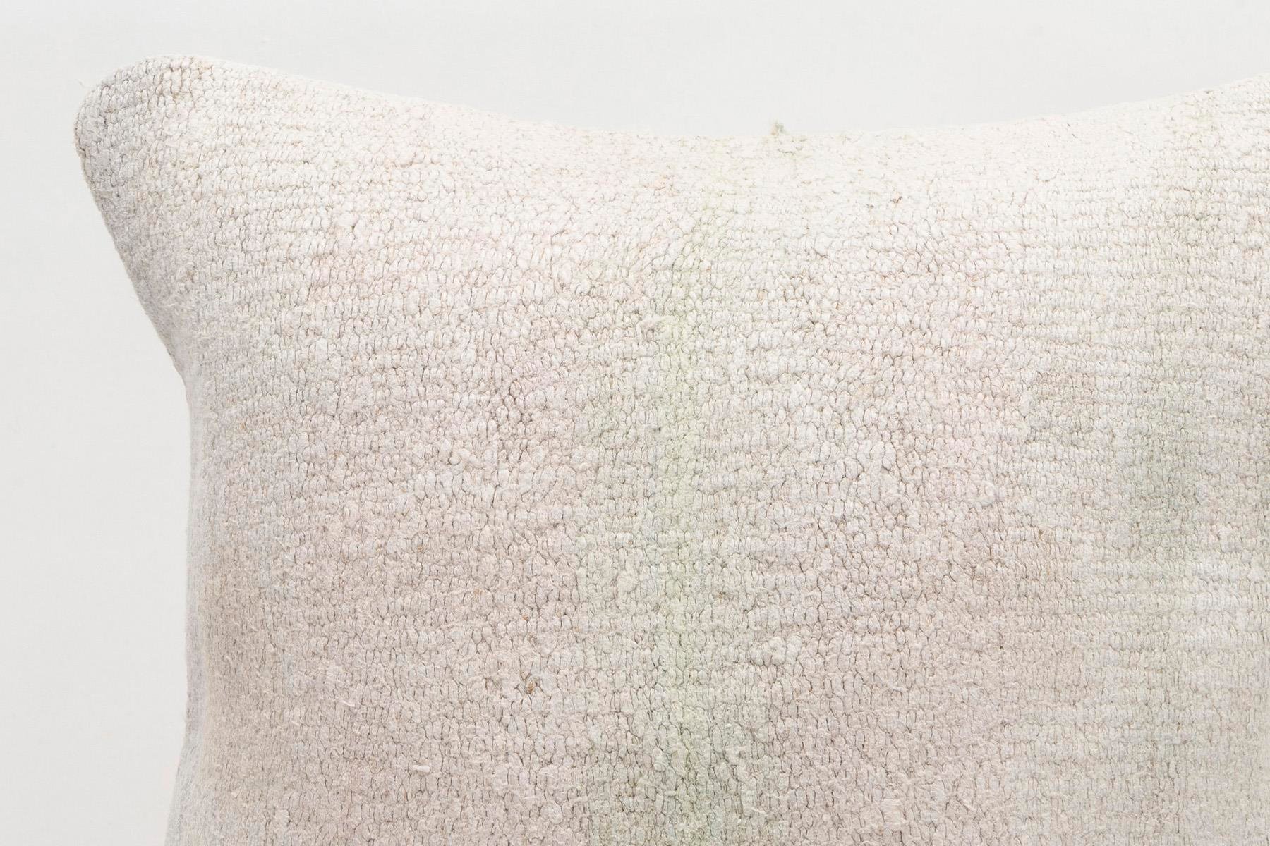 16x16 inches (40x40 cm) Kilim Pillow | KILIM WHOLESALE - Vintage Handmade Pillows - Vintage Handmade Kilim Rugs - It is 100% wool. Artistic and historical rugs. Old handwoven rugs. - Online hand woven rugs and kilim cushions sales. Shipping to a