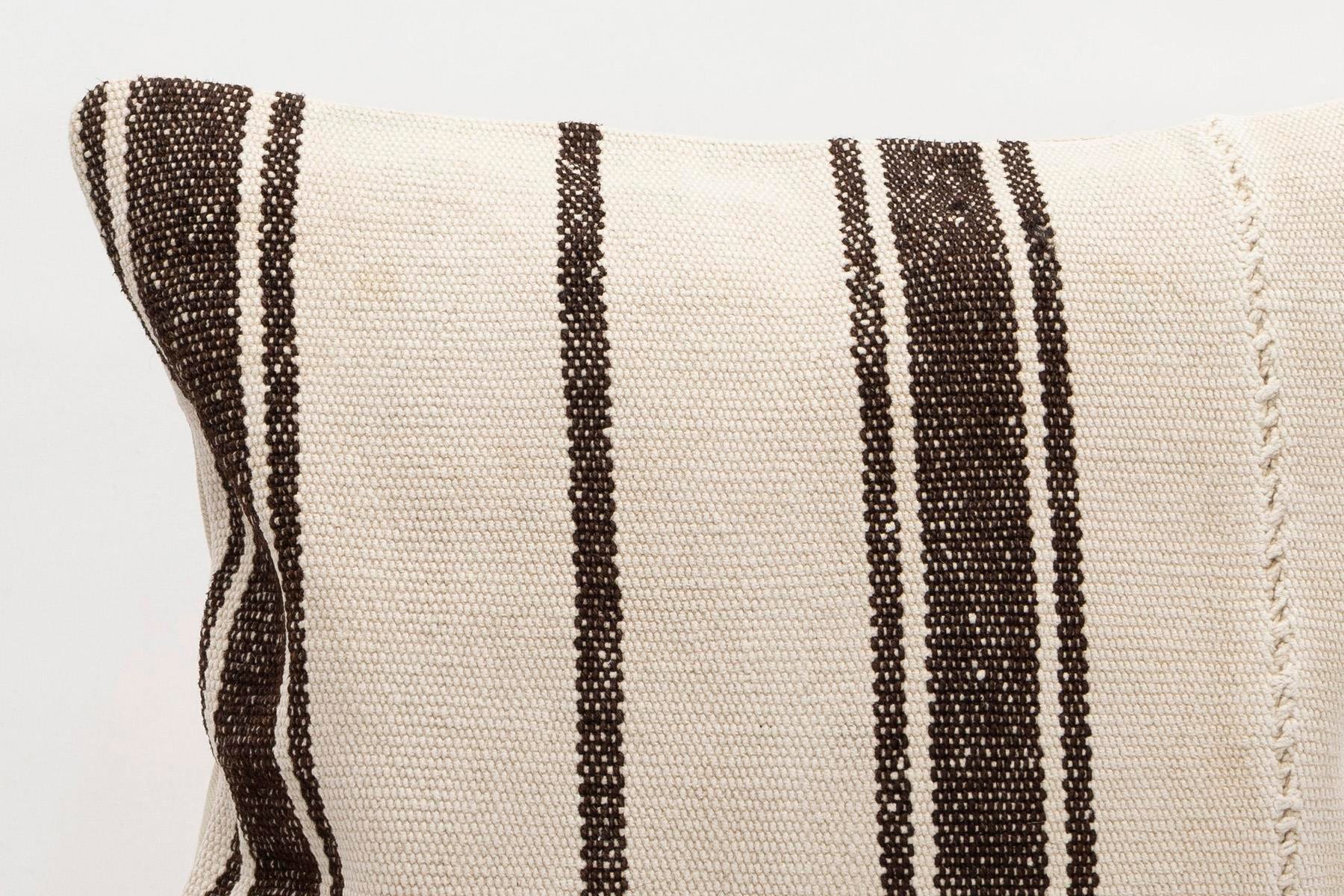 16x16 inches (40x40 cm) Kilim Pillow | KILIM WHOLESALE - Vintage Handmade Pillows - Vintage Handmade Kilim Rugs - It is 100% wool. Artistic and historical rugs. Old handwoven rugs. - Online hand woven rugs and kilim cushions sales. Shipping to a