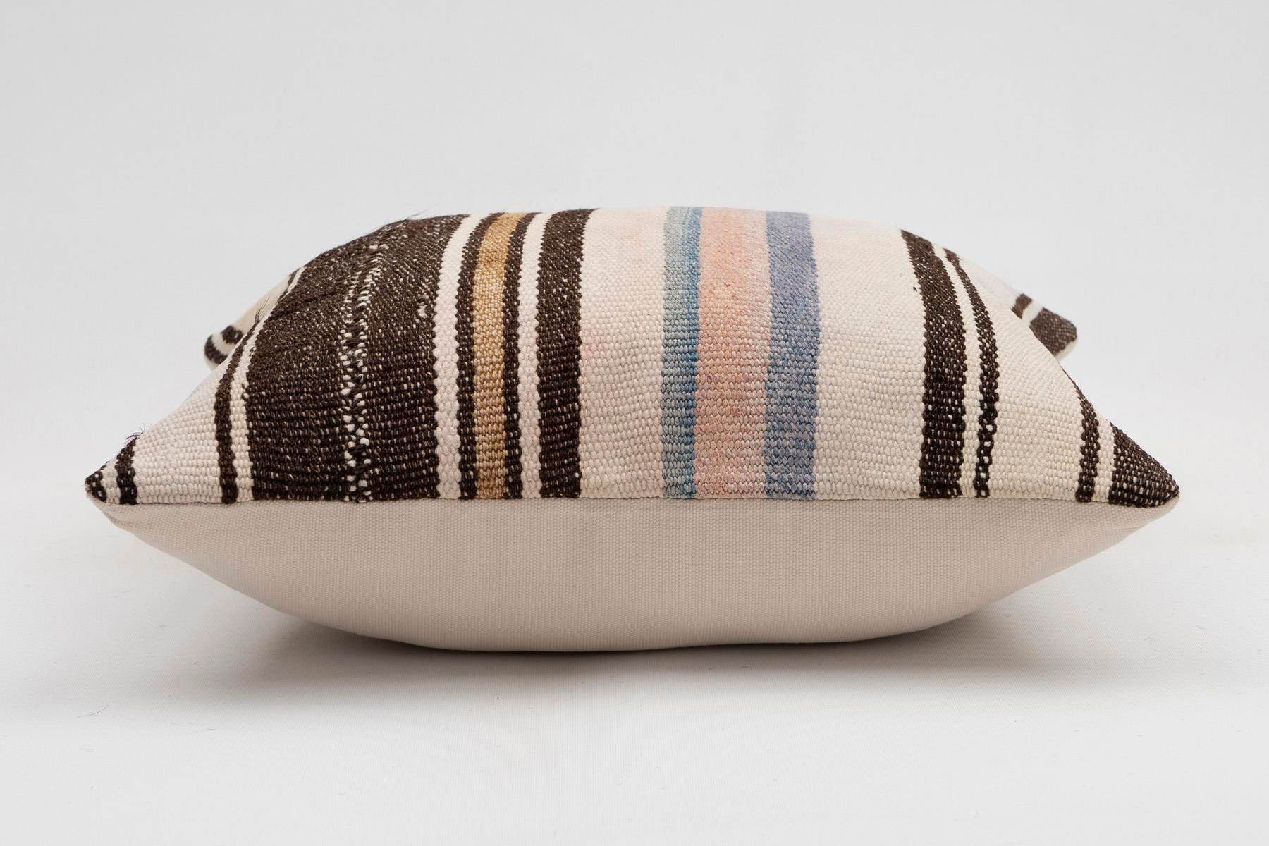 16x16 inches (40x40 cm) Kilim Pillow | KILIM WHOLESALE - Vintage Handmade Pillows - Vintage Handmade Kilim Rugs - It is 100% wool. Artistic and historical rugs. Old handwoven rugs. - Online hand woven rugs and kilim cushions sales. Shipping to a