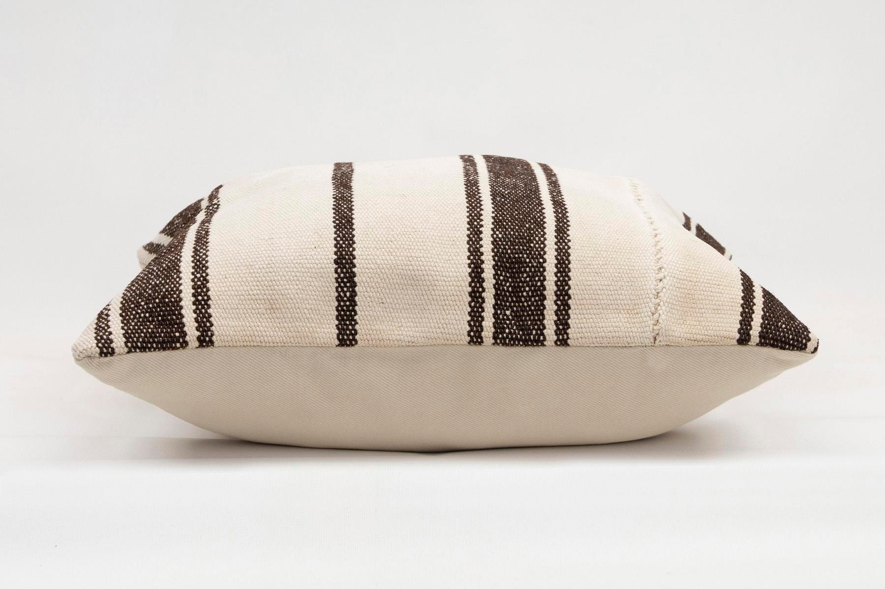 16x16 inches (40x40 cm) Kilim Pillow | KILIM WHOLESALE - Vintage Handmade Pillows - Vintage Handmade Kilim Rugs - It is 100% wool. Artistic and historical rugs. Old handwoven rugs. - Online hand woven rugs and kilim cushions sales. Shipping to a