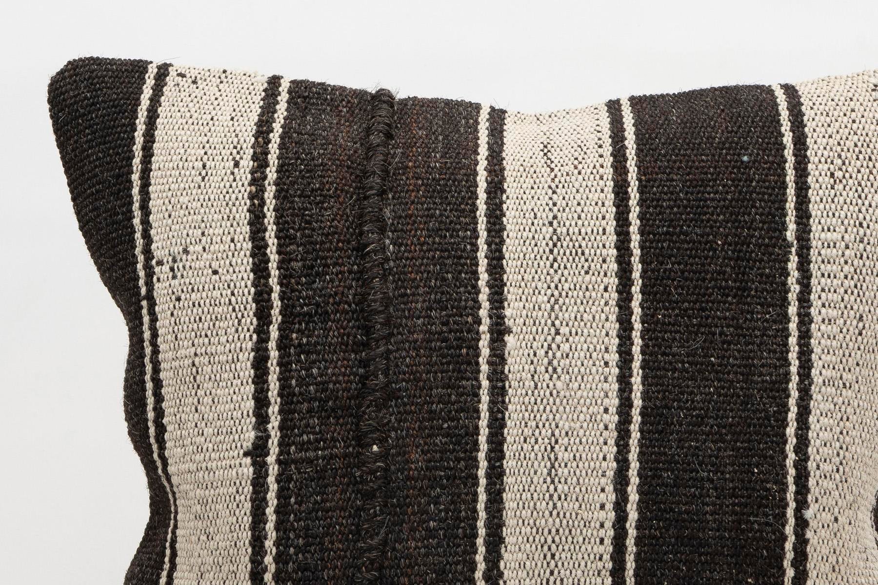 16x16 inches (40x40 cm) Kilim Pillow | KILIM WHOLESALE - Vintage Handmade Pillows - Vintage Handmade Kilim Rugs - It is 100% wool. Artistic and historical rugs. Old handwoven rugs. - Online hand woven rugs and kilim cushions sales. Shipping to a