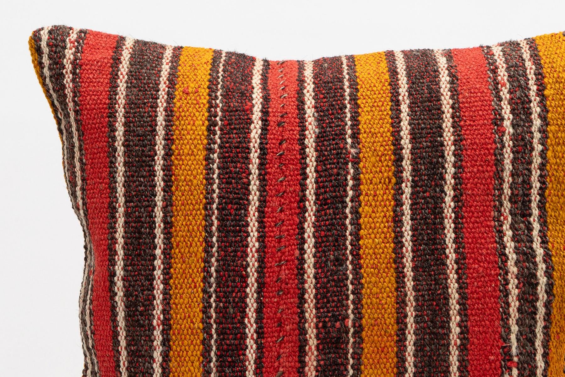16x16 inches (40x40 cm) Kilim Pillow | KILIM WHOLESALE - Vintage Handmade Pillows - Vintage Handmade Kilim Rugs - It is 100% wool. Artistic and historical rugs. Old handwoven rugs. - Online hand woven rugs and kilim cushions sales. Shipping to a