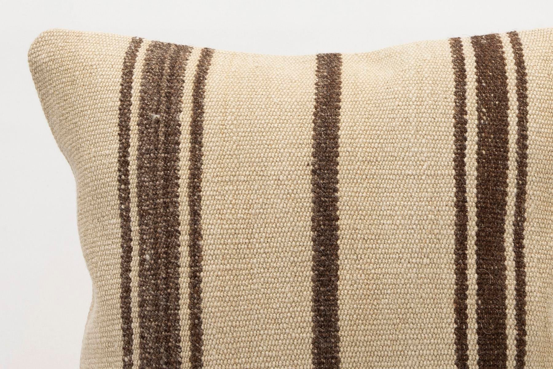 16x16 inches (40x40 cm) Kilim Pillow | KILIM WHOLESALE - Vintage Handmade Pillows - Vintage Handmade Kilim Rugs - It is 100% wool. Artistic and historical rugs. Old handwoven rugs. - Online hand woven rugs and kilim cushions sales. Shipping to a