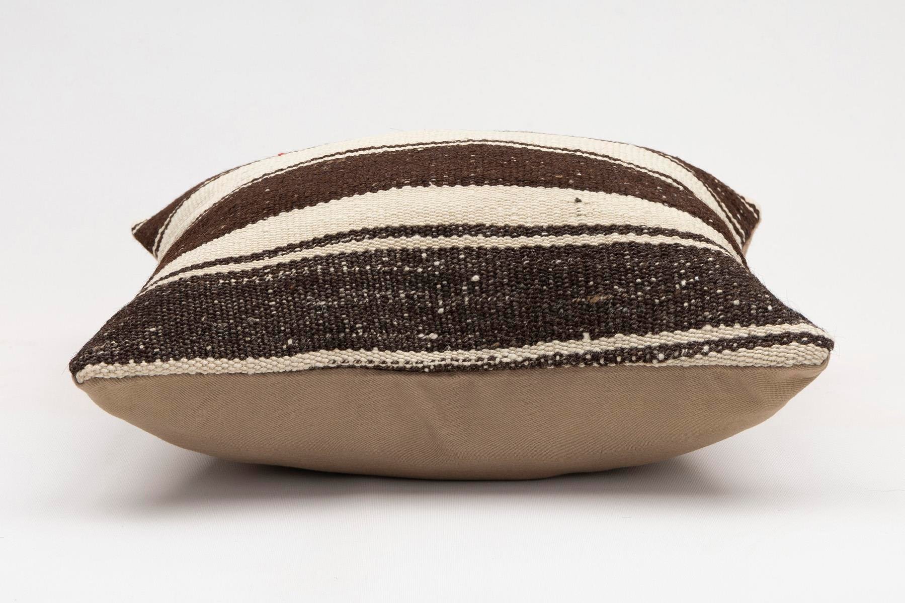 16x16 inches (40x40 cm) Kilim Pillow | KILIM WHOLESALE - Vintage Handmade Pillows - Vintage Handmade Kilim Rugs - It is 100% wool. Artistic and historical rugs. Old handwoven rugs. - Online hand woven rugs and kilim cushions sales. Shipping to a