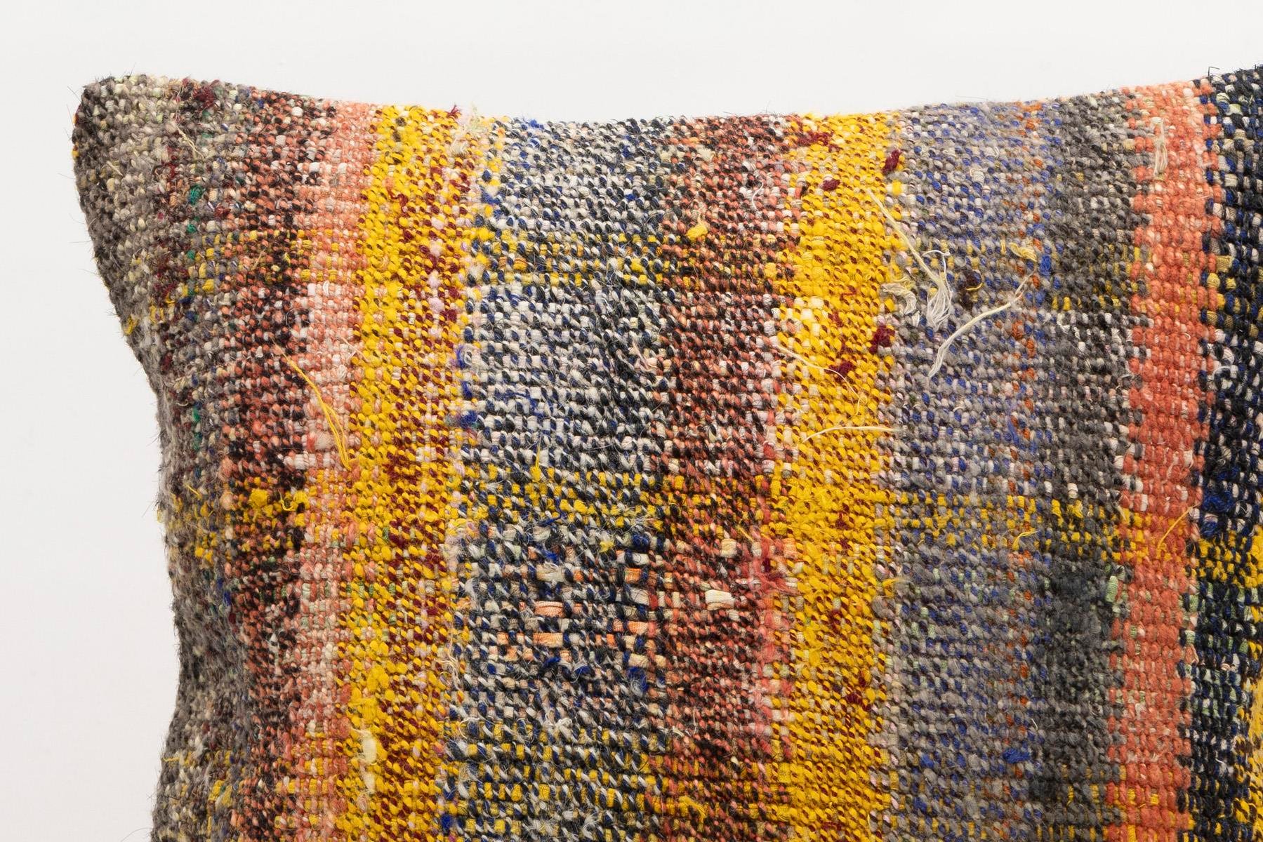 16x16 inches (40x40 cm) Kilim Pillow | KILIM WHOLESALE - Vintage Handmade Pillows - Vintage Handmade Kilim Rugs - It is 100% wool. Artistic and historical rugs. Old handwoven rugs. - Online hand woven rugs and kilim cushions sales. Shipping to a