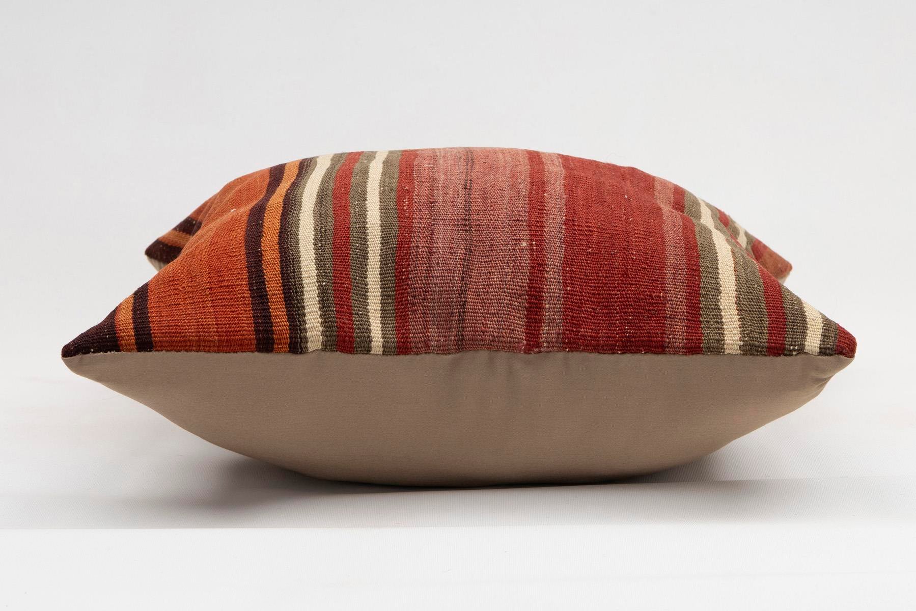 16x16 inches (40x40 cm) Kilim Pillow | KILIM WHOLESALE - Vintage Handmade Pillows - Vintage Handmade Kilim Rugs - It is 100% wool. Artistic and historical rugs. Old handwoven rugs. - Online hand woven rugs and kilim cushions sales. Shipping to a