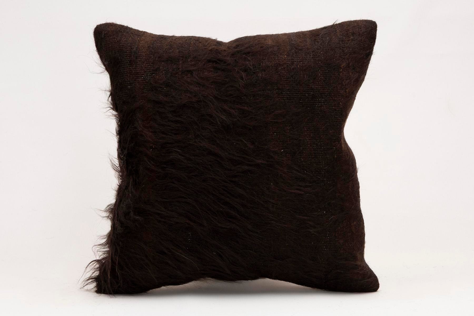 16x16 inches (40x40 cm) Kilim Pillow | KILIM WHOLESALE - Vintage Handmade Pillows - Vintage Handmade Kilim Rugs - It is 100% wool. Artistic and historical rugs. Old handwoven rugs. - Online hand woven rugs and kilim cushions sales. Shipping to a