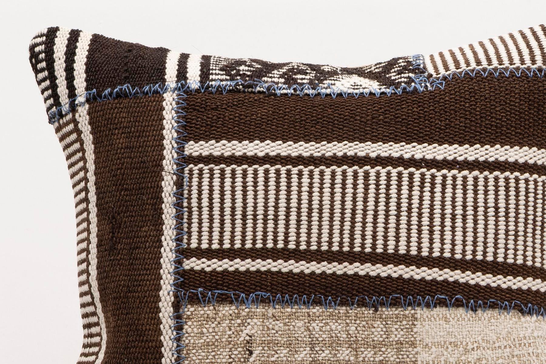 16x16 inches (40x40 cm) Kilim Pillow | KILIM WHOLESALE - Vintage Handmade Pillows - Vintage Handmade Kilim Rugs - It is 100% wool. Artistic and historical rugs. Old handwoven rugs. - Online hand woven rugs and kilim cushions sales. Shipping to a