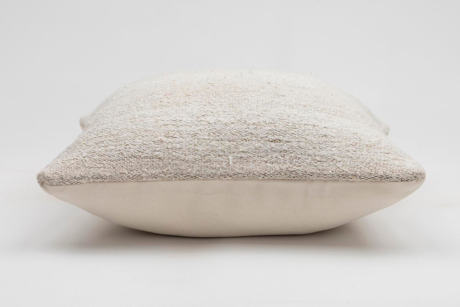 16x16 inches (40x40 cm) Kilim Pillow | KILIM WHOLESALE - Vintage Handmade Pillows - Vintage Handmade Kilim Rugs - It is 100% wool. Artistic and historical rugs. Old handwoven rugs. - Online hand woven rugs and kilim cushions sales. Shipping to a