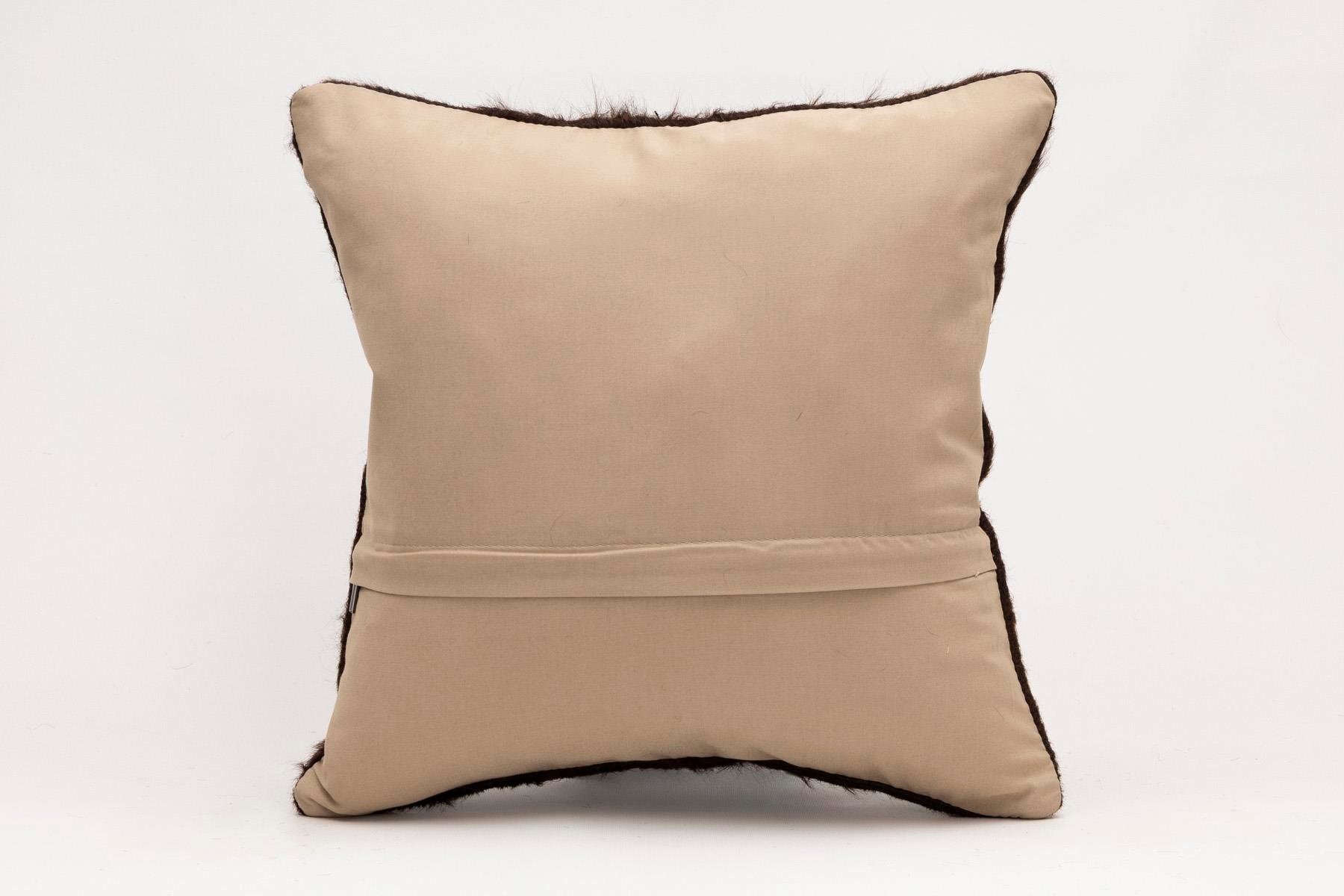 16x16 inches (40x40 cm) Kilim Pillow | KILIM WHOLESALE - Vintage Handmade Pillows - Vintage Handmade Kilim Rugs - It is 100% wool. Artistic and historical rugs. Old handwoven rugs. - Online hand woven rugs and kilim cushions sales. Shipping to a