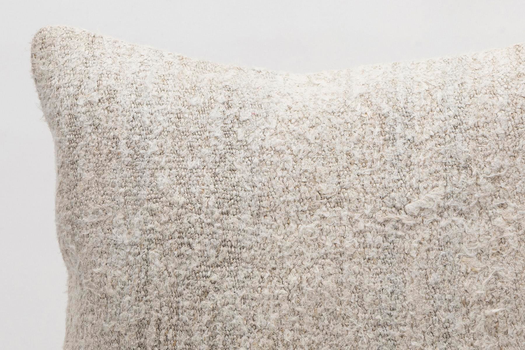 16x16 inches (40x40 cm) Kilim Pillow | KILIM WHOLESALE - Vintage Handmade Pillows - Vintage Handmade Kilim Rugs - It is 100% wool. Artistic and historical rugs. Old handwoven rugs. - Online hand woven rugs and kilim cushions sales. Shipping to a