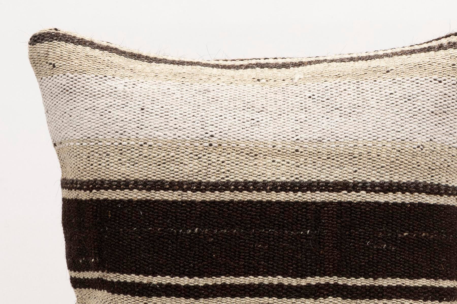 16x16 inches (40x40 cm) Kilim Pillow | KILIM WHOLESALE - Vintage Handmade Pillows - Vintage Handmade Kilim Rugs - It is 100% wool. Artistic and historical rugs. Old handwoven rugs. - Online hand woven rugs and kilim cushions sales. Shipping to a