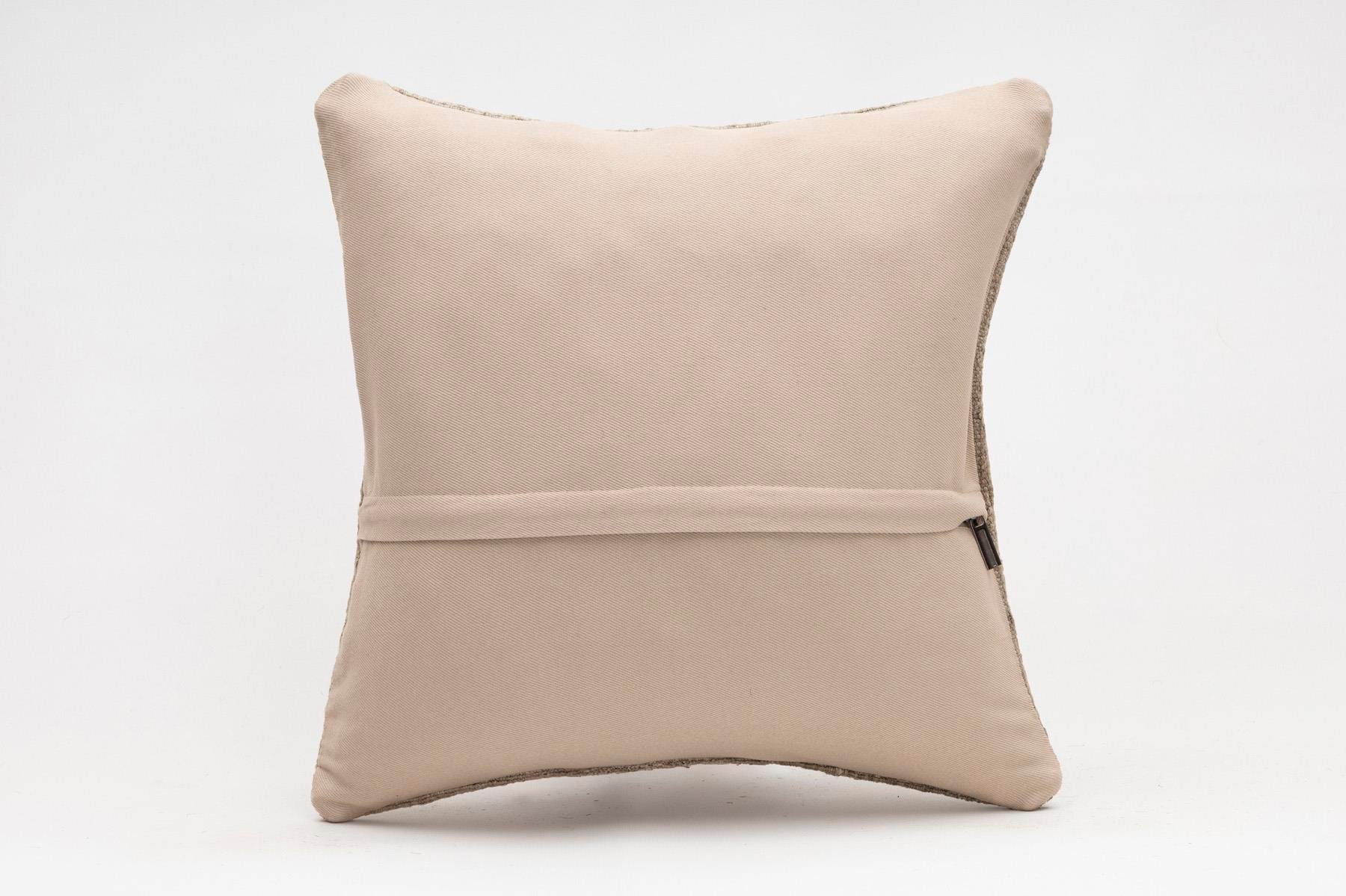 16x16 inches (40x40 cm) Kilim Pillow | KILIM WHOLESALE - Vintage Handmade Pillows - Vintage Handmade Kilim Rugs - It is 100% wool. Artistic and historical rugs. Old handwoven rugs. - Online hand woven rugs and kilim cushions sales. Shipping to a