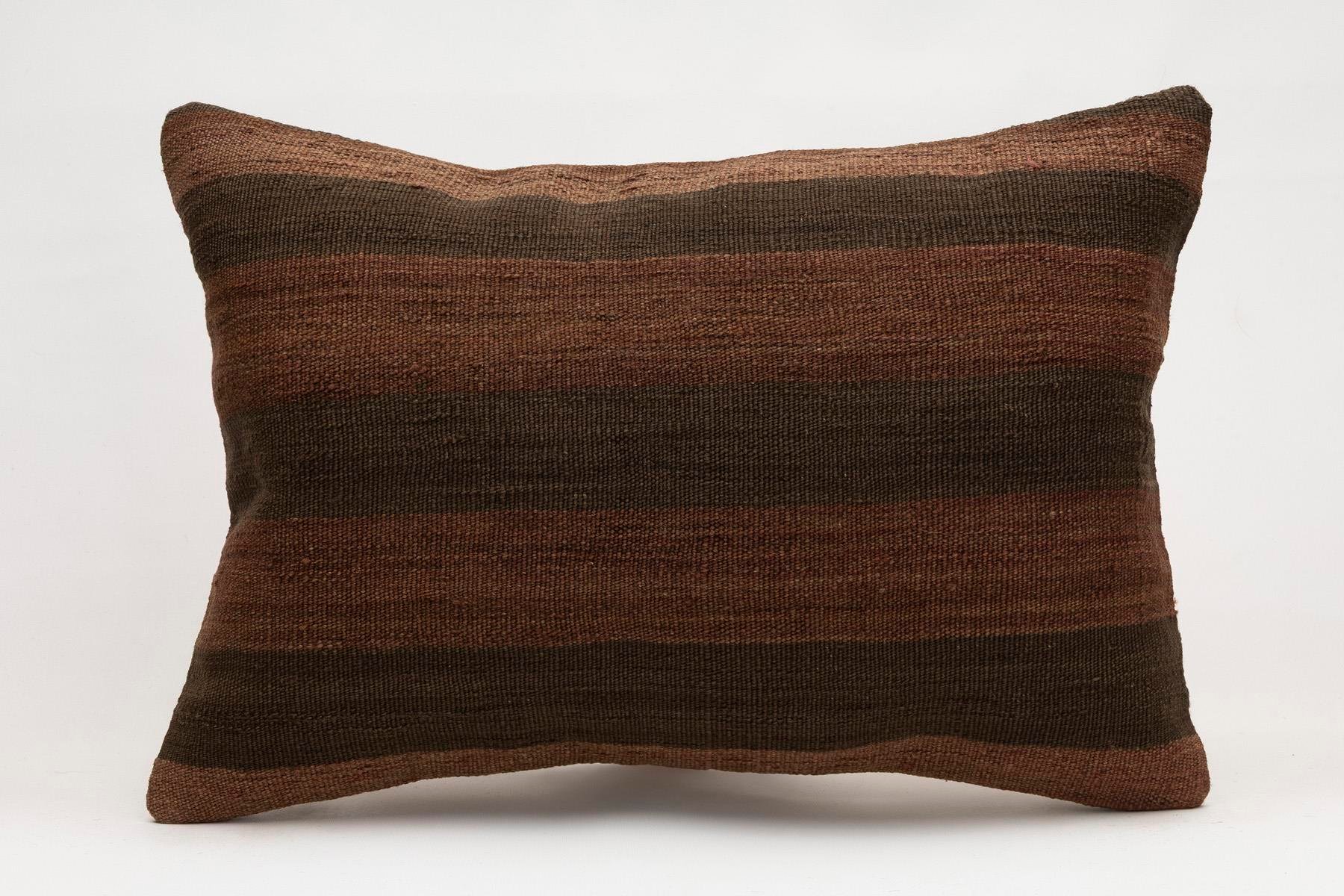 16x24 inches (40x60 cm) Kilim Pillow | KILIM WHOLESALE - Vintage Handmade Pillows - Vintage Handmade Kilim Rugs - It is 100% wool. Artistic and historical rugs. Old handwoven rugs. - Online hand woven rugs and kilim cushions sales. Shipping to a