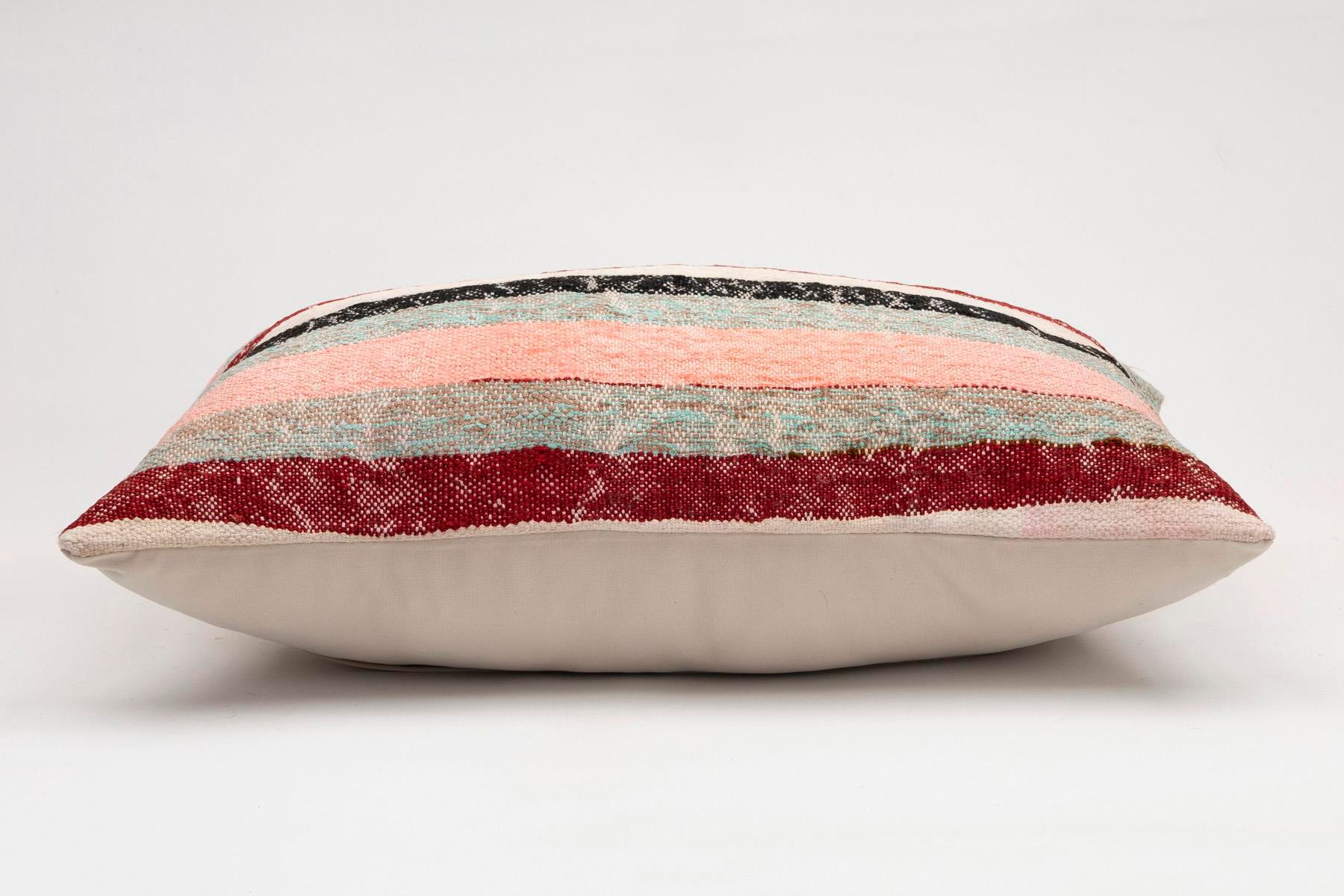 16x24 inches (40x60 cm) Kilim Pillow | KILIM WHOLESALE - Vintage Handmade Pillows - Vintage Handmade Kilim Rugs - It is 100% wool. Artistic and historical rugs. Old handwoven rugs. - Online hand woven rugs and kilim cushions sales. Shipping to a