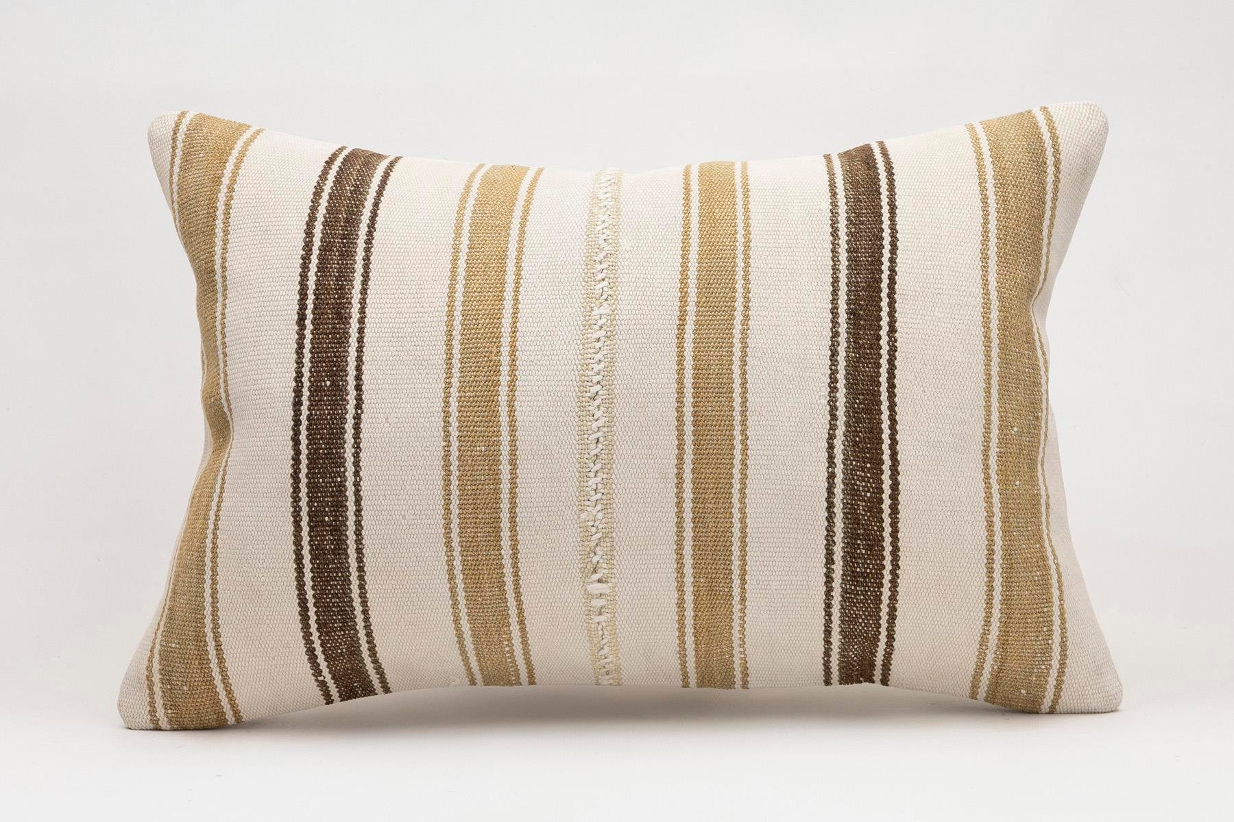16x24 inches (40x60 cm) Kilim Pillow | KILIM WHOLESALE - Vintage Handmade Pillows - Vintage Handmade Kilim Rugs - It is 100% wool. Artistic and historical rugs. Old handwoven rugs. - Online hand woven rugs and kilim cushions sales. Shipping to a
