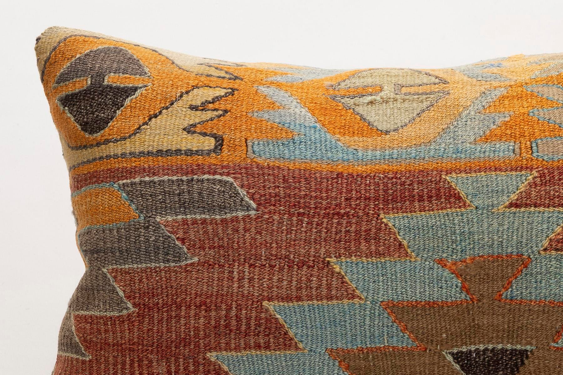 16x24 inches (40x60 cm) Kilim Pillow | KILIM WHOLESALE - Vintage Handmade Pillows - Vintage Handmade Kilim Rugs - It is 100% wool. Artistic and historical rugs. Old handwoven rugs. - Online hand woven rugs and kilim cushions sales. Shipping to a