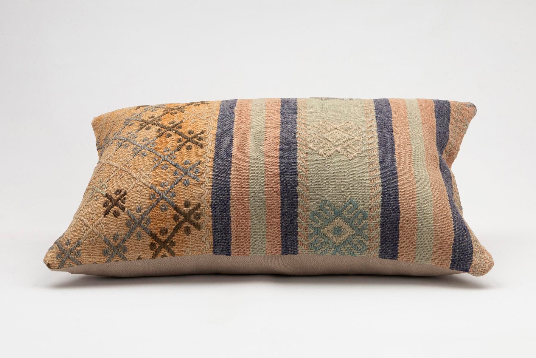 16x24 inches (40x60 cm) Kilim Pillow | KILIM WHOLESALE - Vintage Handmade Pillows - Vintage Handmade Kilim Rugs - It is 100% wool. Artistic and historical rugs. Old handwoven rugs. - Online hand woven rugs and kilim cushions sales. Shipping to a